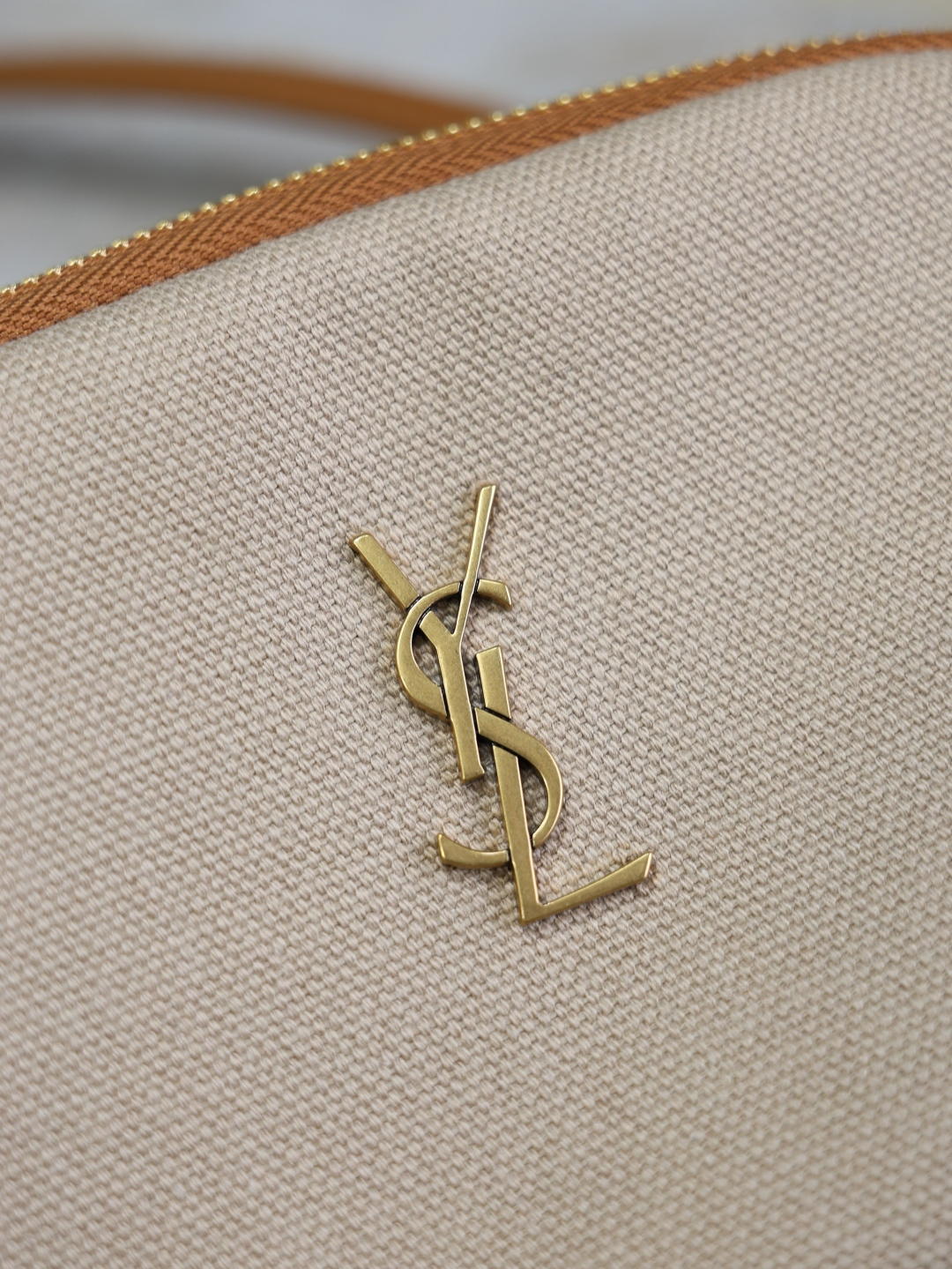Saint Laurent Gold everyday shoulder