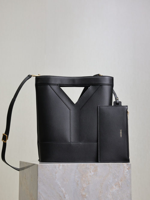 Elegant Black Tote Bag with 'Y' Cutout Design & Adjustable Strap 1 Elegant Black Tote Bag with 'Y' Cutout Design & Adjustable Strap