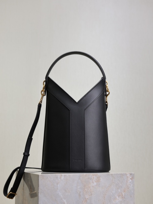 Elegant Y-Shaped Black Bucket Bag with Detachable Strap, 22 x 32 x 16 cm 1 Elegant Y-Shaped Black Bucket Bag with Detachable Strap, 22 x 32 x 16 cm