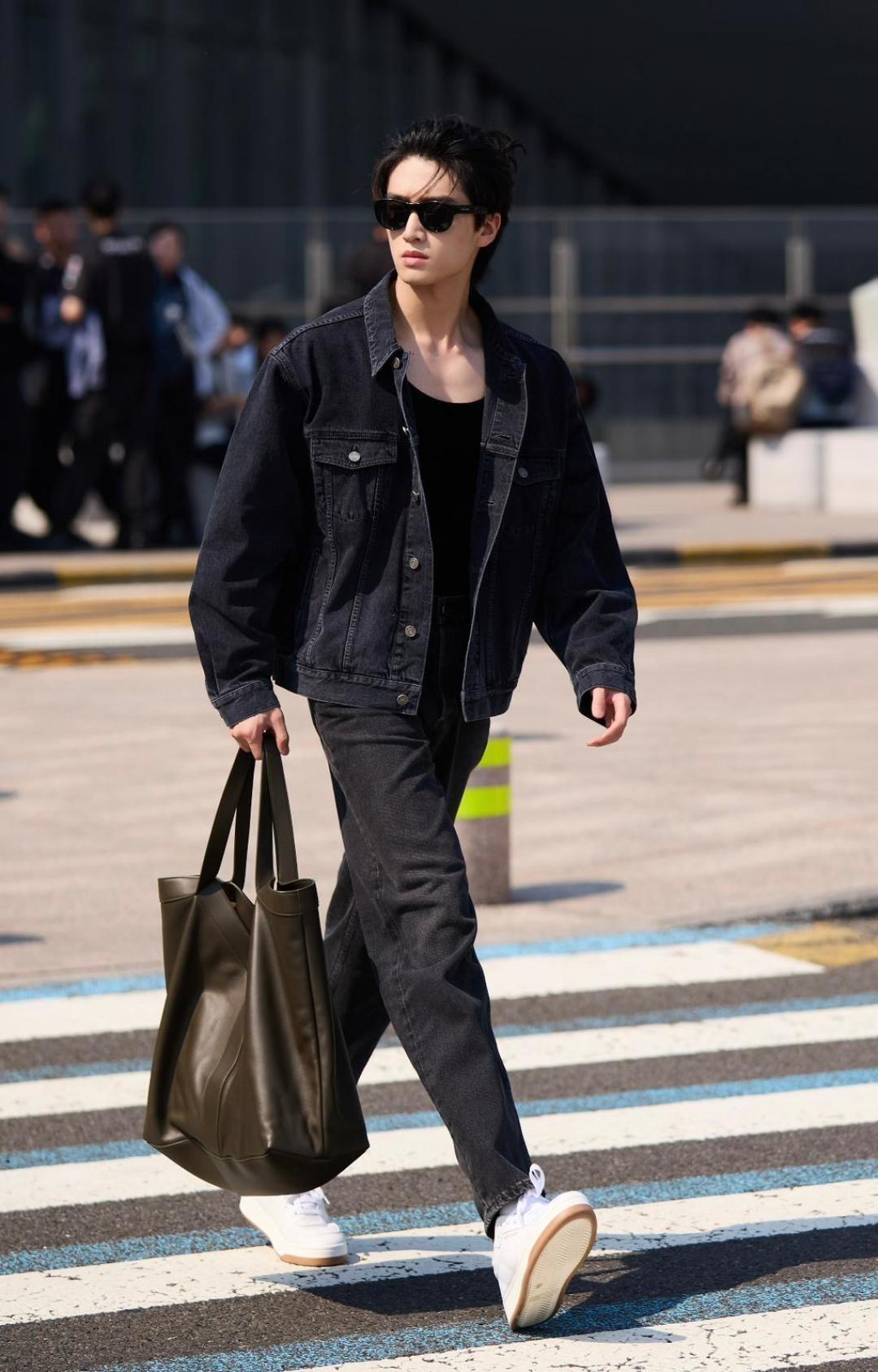 NO:389601,Zhang Kangle# interpretation, Saint Laurent, saint laurent19860909张康乐#演绎,圣罗兰,saint laurent,Bag