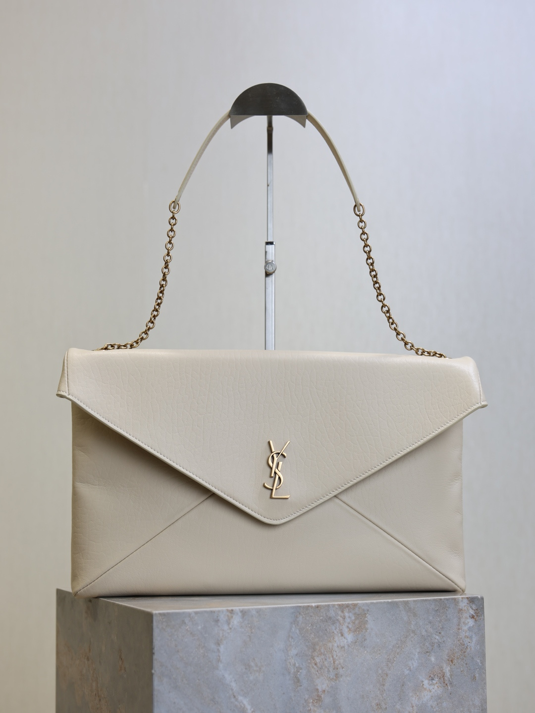 Bolso de mano tipo sobre con cadena LE, bolso de mano grande y suave, personalidad y eficiencia, estilo moder…