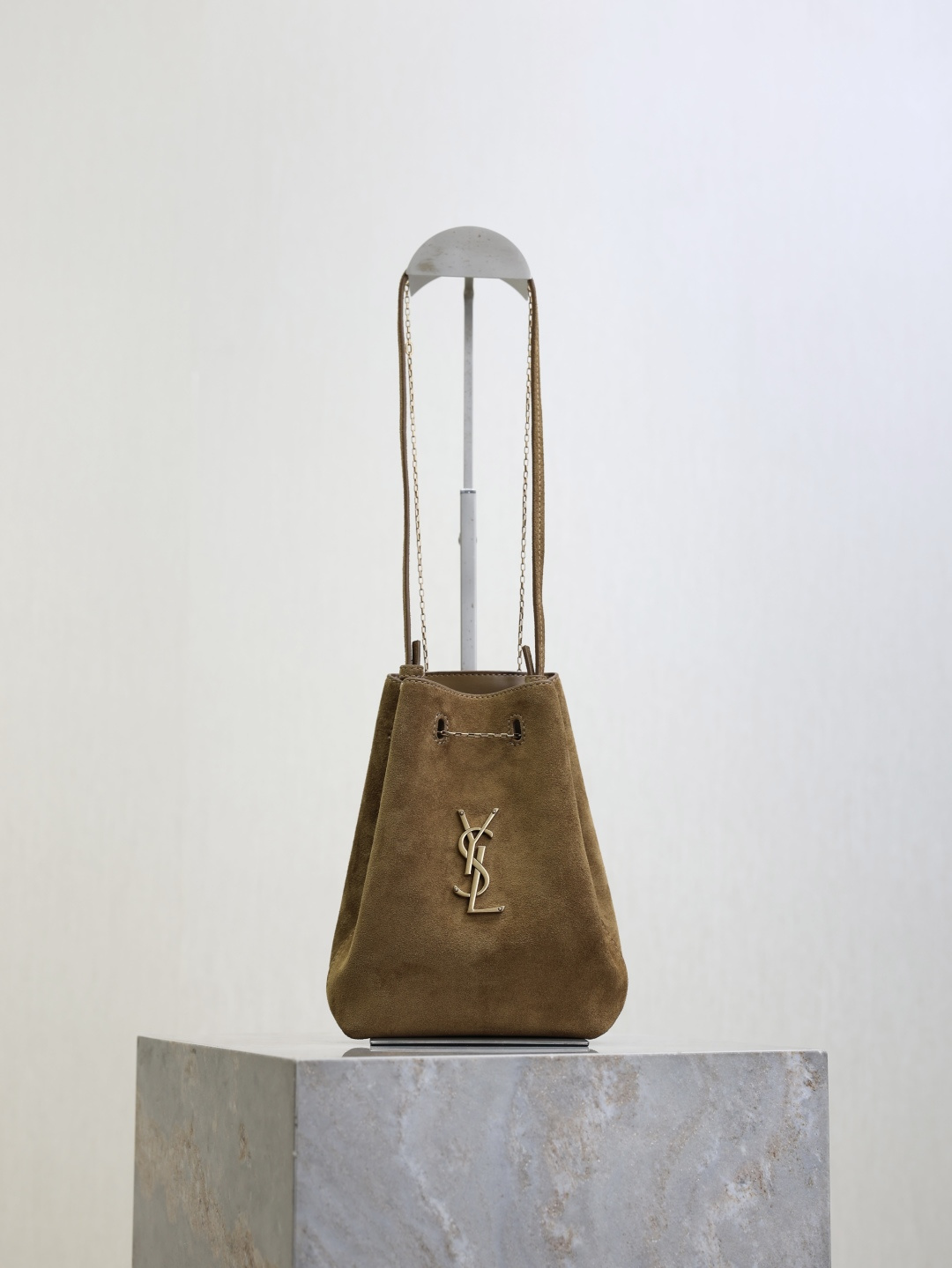 _dCa9s_VR9M1DLUnl9T0ZiDhHDmuqc0Jr7T2Y6cA