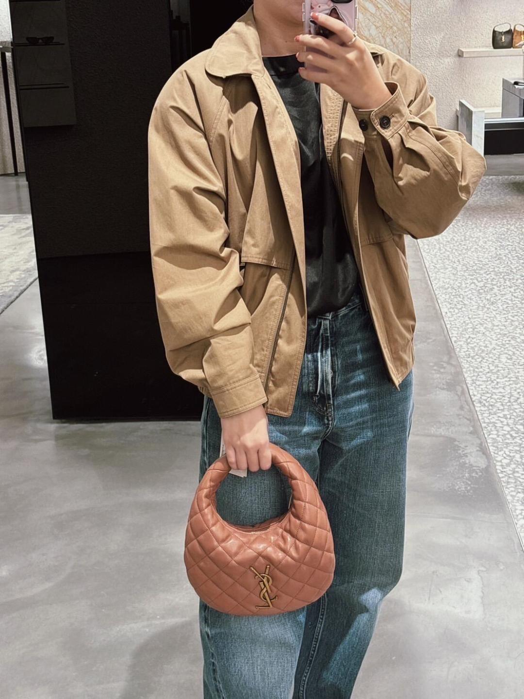 NO:771395,I really love the new color bag. It can be worn in different styles with fashionable icarino! Cute and handsome, saint laurent, saint laurent19860909新色包款真的是太愛了 不同風格穿搭搭配時尚icarino！ 可愛帥氣兼具,圣罗兰,saint laurent,Bag