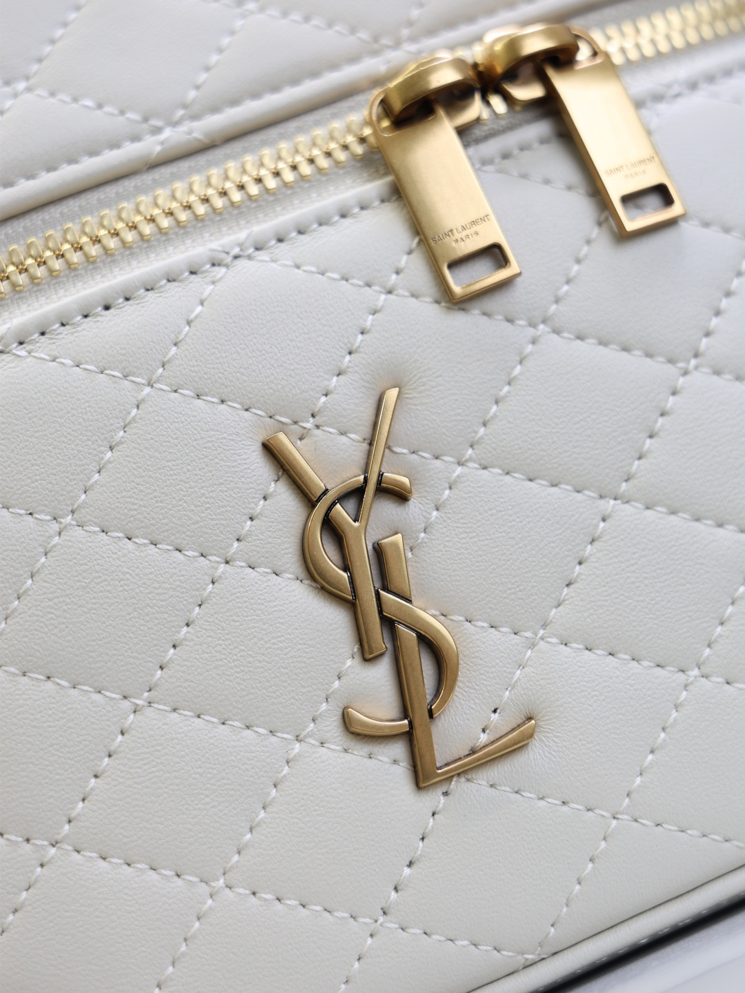 NO:772710,detail o, saint laurent, saint laurent19860909细节o,圣罗兰,saint laurent,Bag