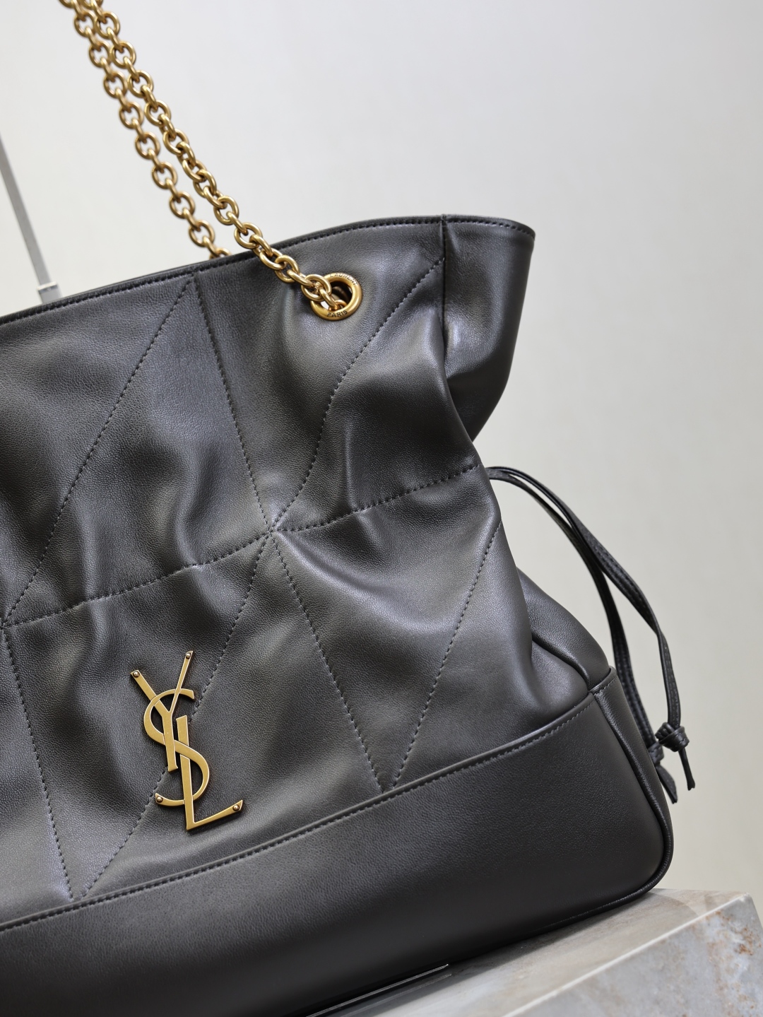 Jamie Large Bucket Bag in Gray Soft Lambskin Leather with Gold Hardware 5 cmp i1760345814402 3528 0 3
