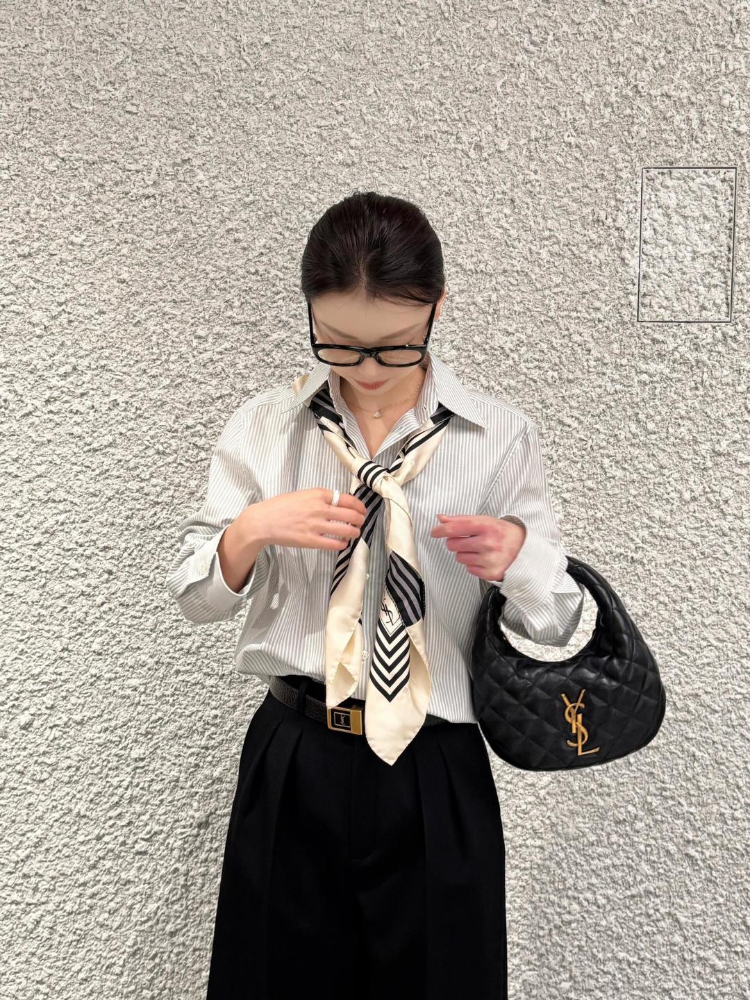 NO:582313,25 new model, super soft feel, sheepskin body, saint laurent, saint laurent, sheepskin1986090925新款超柔的手感,羊皮的包身,圣罗兰,saint laurent,sheepskin,Bag