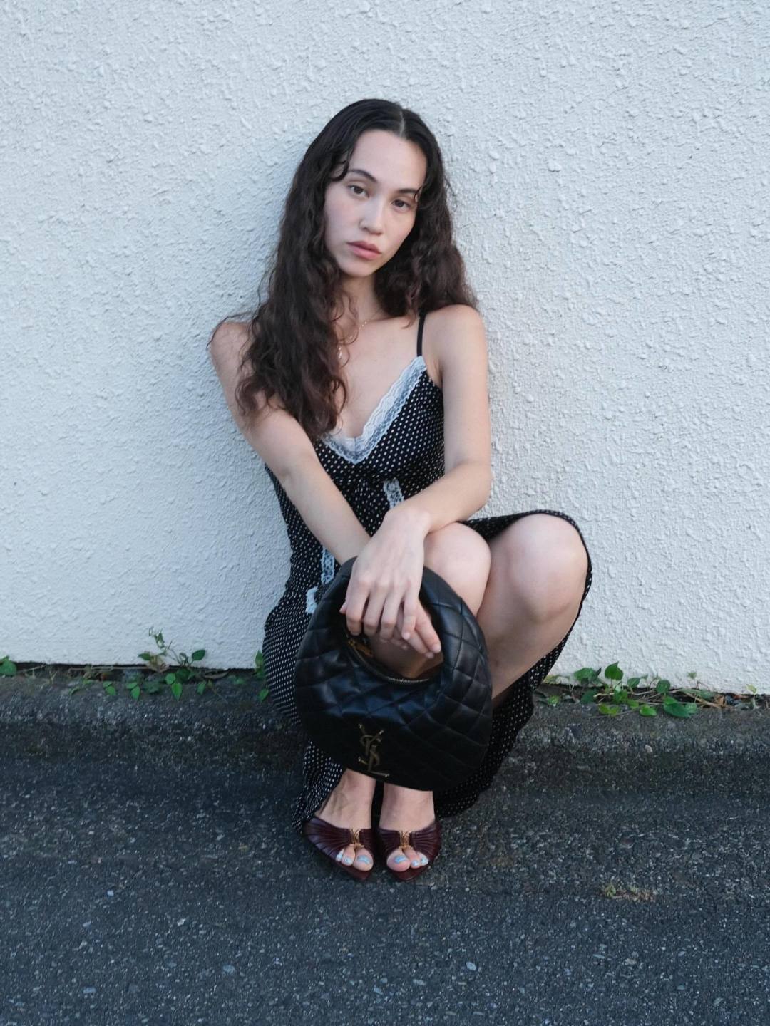 NO:574999,ICARINO handbags are exquisite and fashionable, Yves Saint Laurent, saint laurent19860909ICARINO手袋精巧又时髦,圣罗兰,saint laurent,Bag