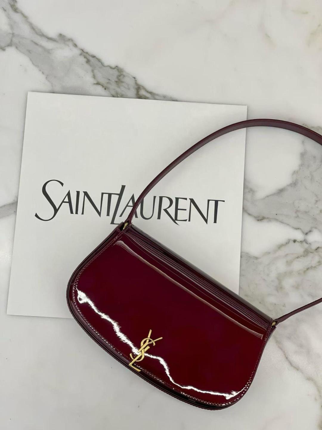 NO:582494,It combines the passion of red and the calmness of black, looking noble and generous, saint laurent, saint laurent19860909融合了红色的热情与黑色的沉稳 显得高贵大方,圣罗兰,saint laurent,Bag