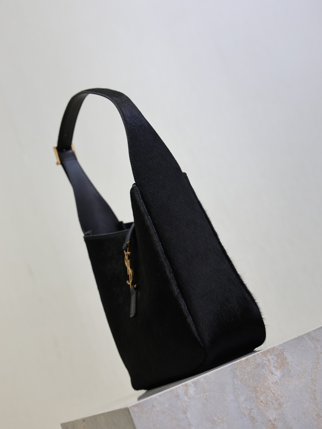 Saint Laurent Black everyday shoulder