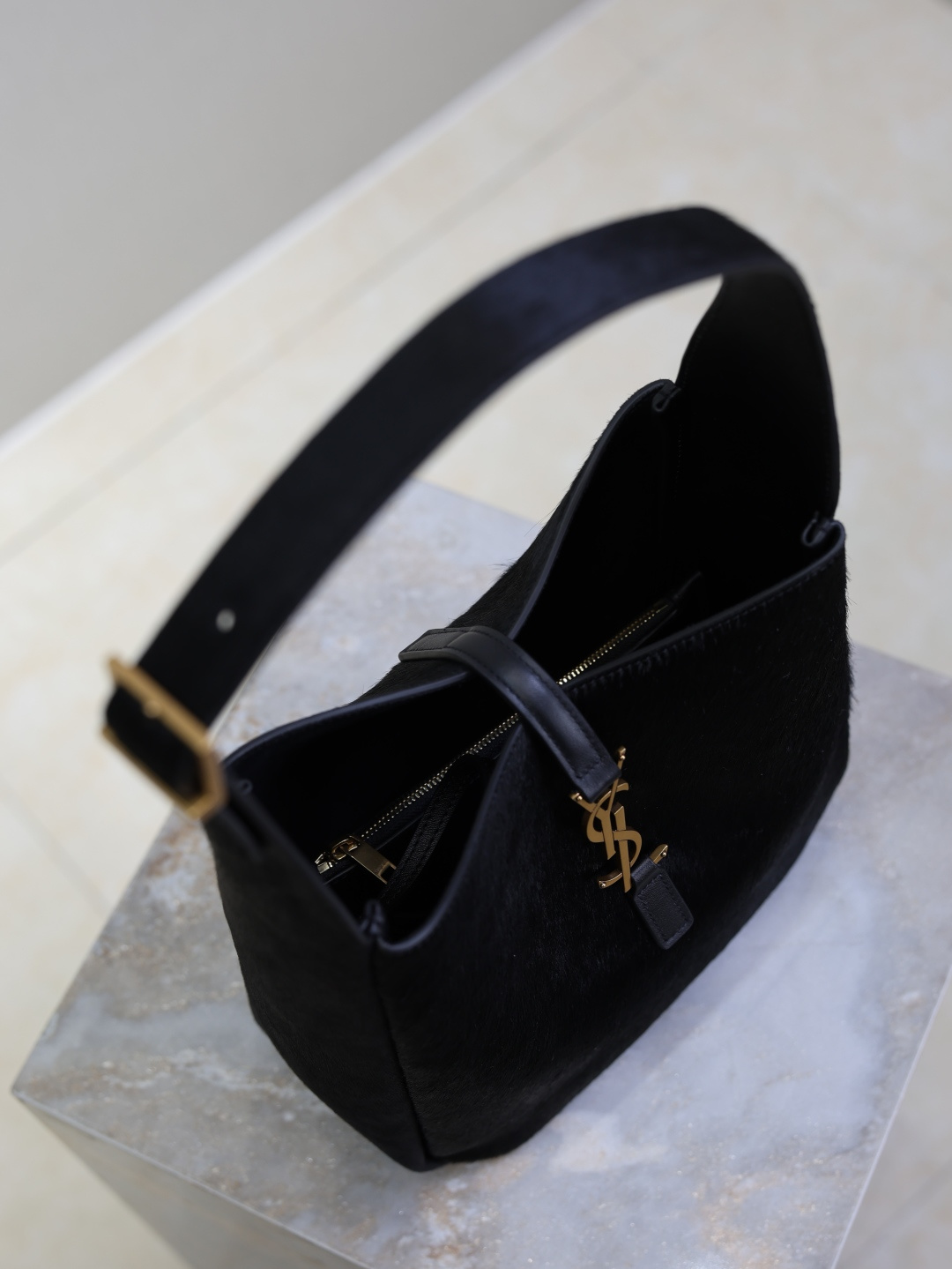 Saint Laurent Black everyday shoulder