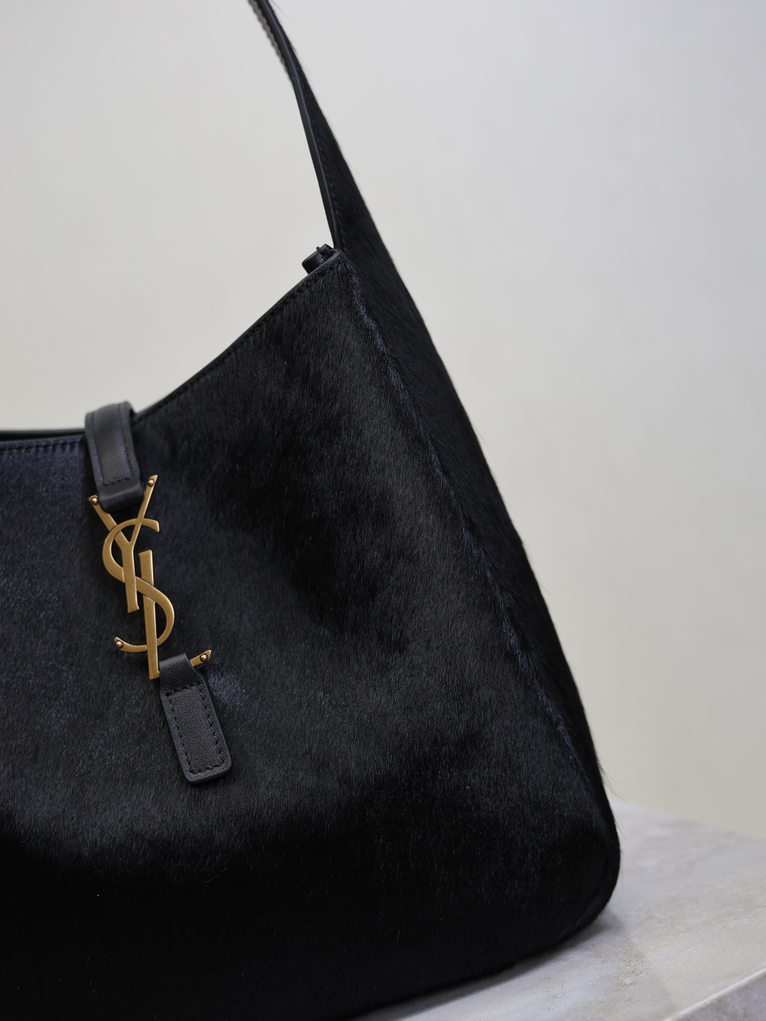 Saint Laurent Black everyday shoulder