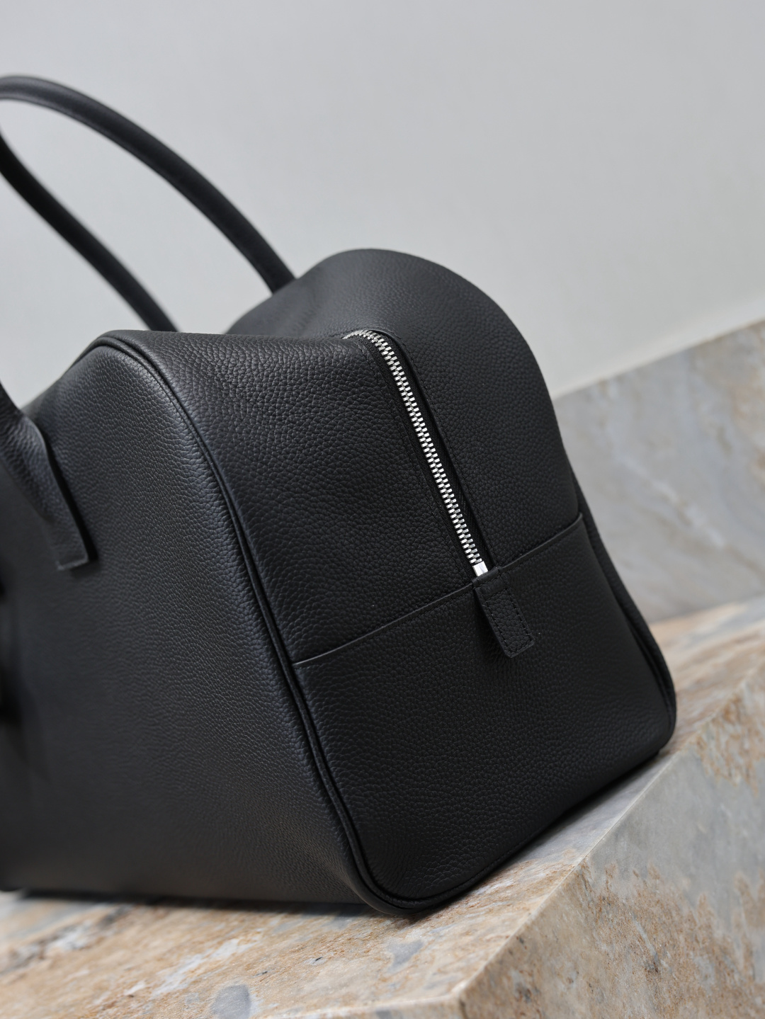 Saint Laurent Black everyday shoulder