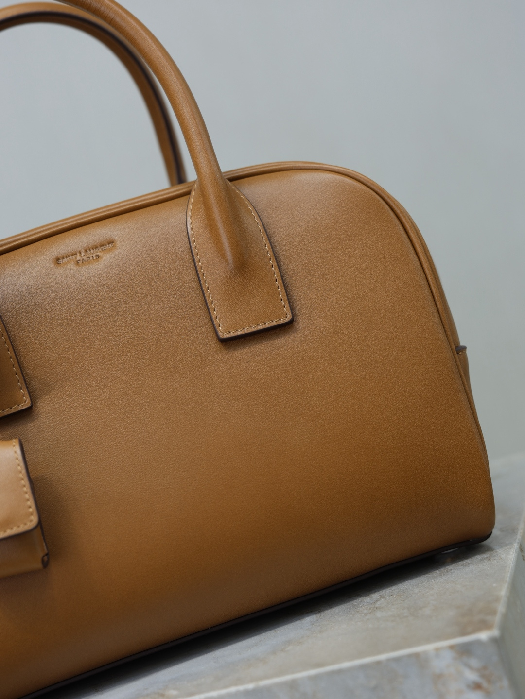 Saint Laurent Brown Small everyday shoulder