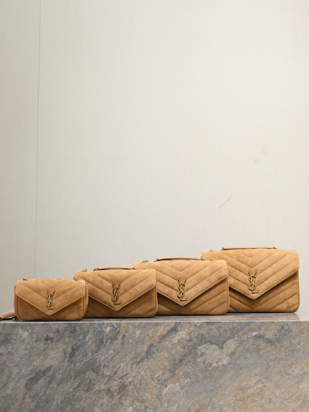 NO:772261,Loulou·Apricot suede model 20/24/29/32cm collection, Saint Laurent, saint laurent, chamois leather19860909Loulou·杏色麂皮款 20/24/29/32cm 合集,圣罗兰,saint laurent,chamois leather,Bag