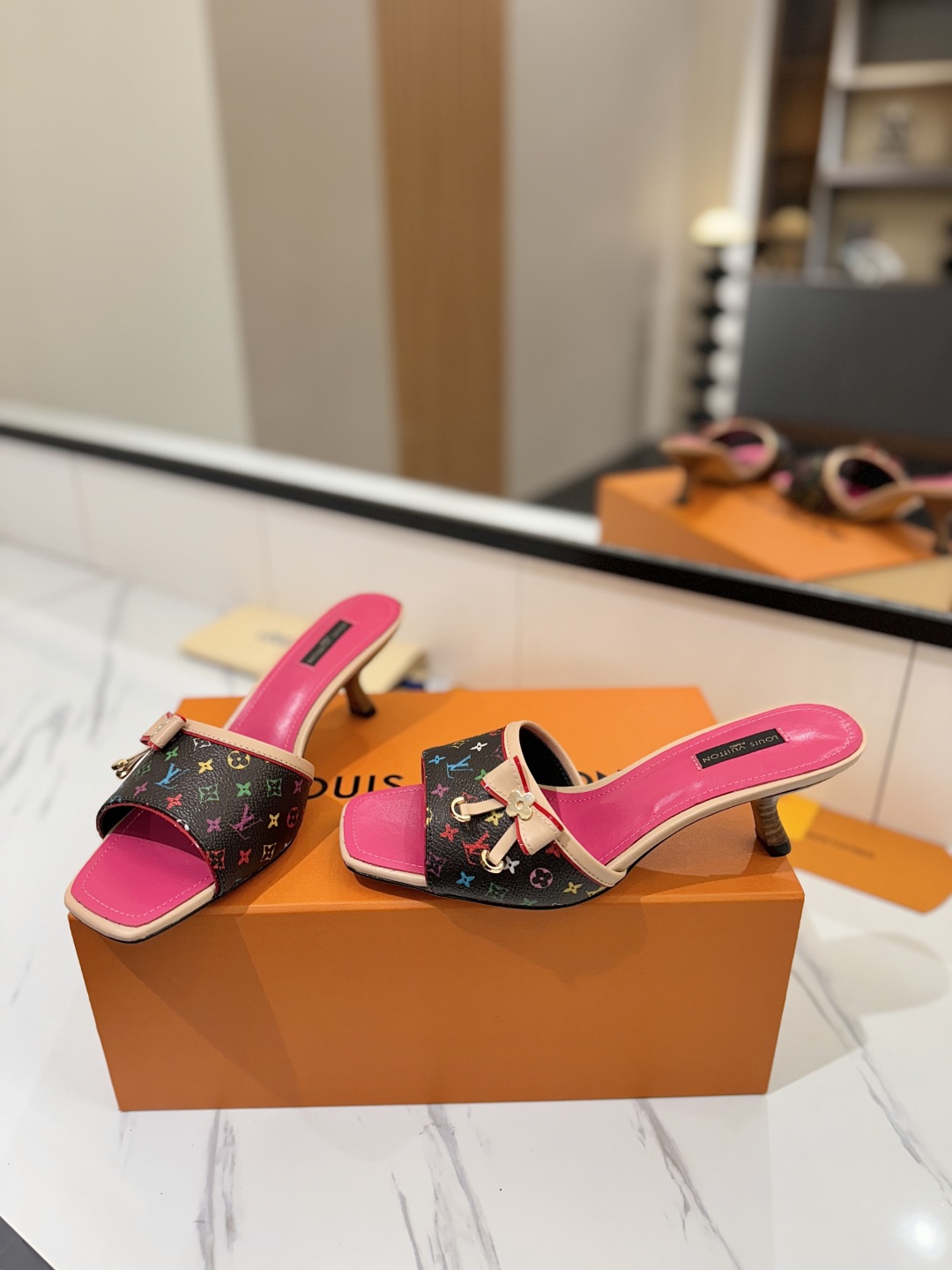 Louis Vuitton Women's Multi Pochette Accessories Sandal Slides Slippers 6 cmp i1739785056122 4634 0 4