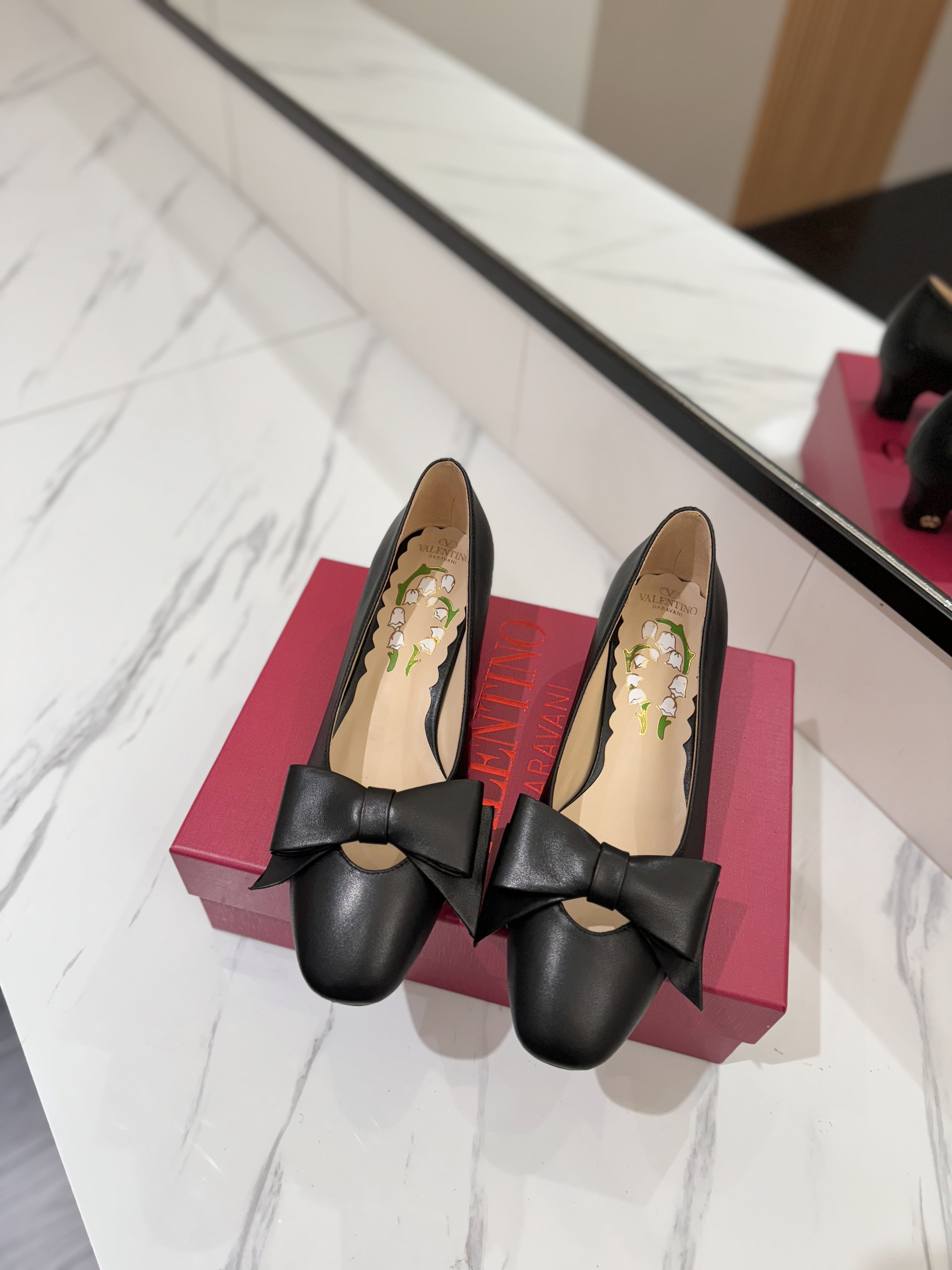 발렌티노 신발 134801 Valentino Shoes 썸네일 이미지