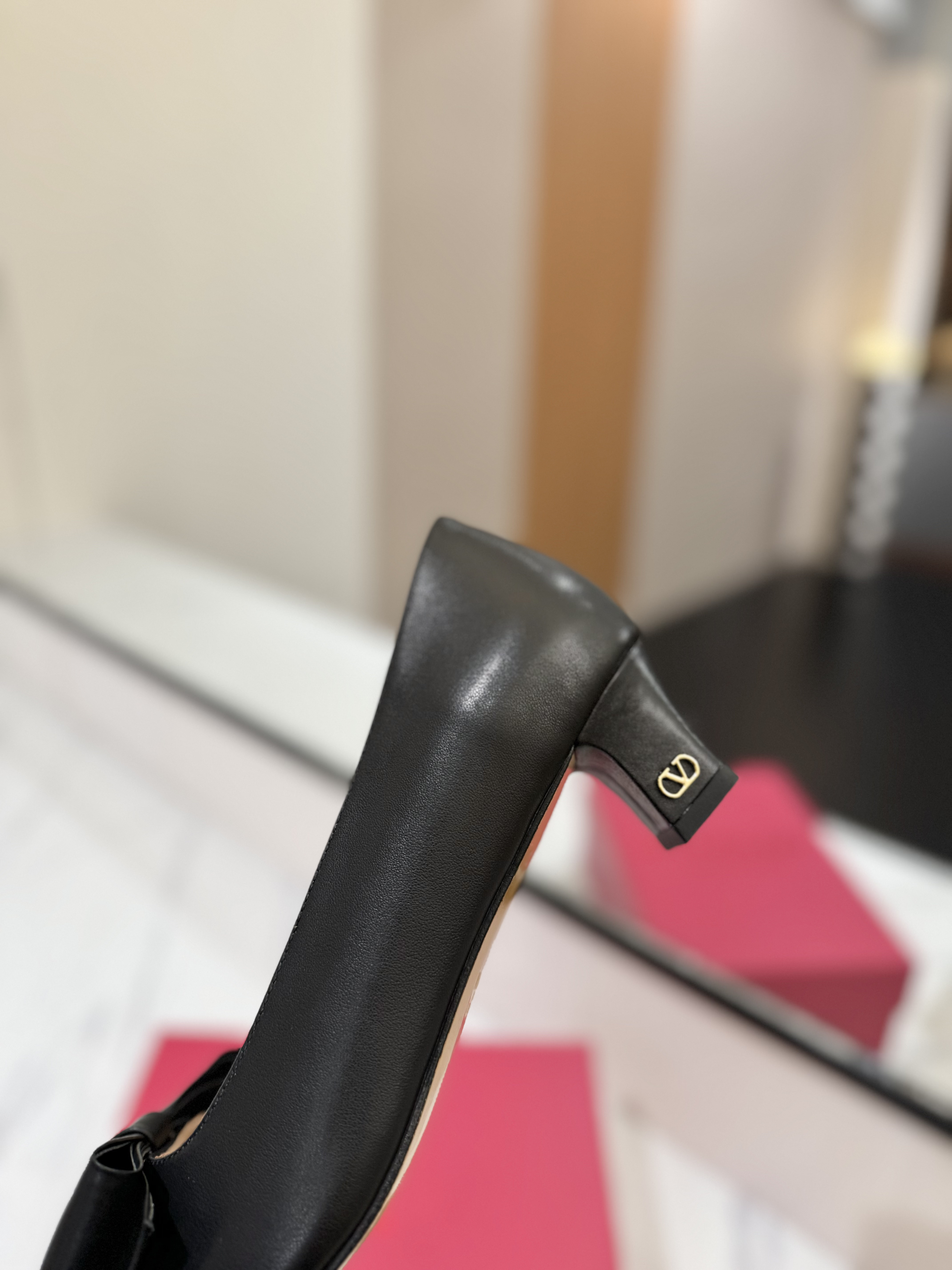발렌티노 신발 134801 Valentino Shoes 썸네일 이미지
