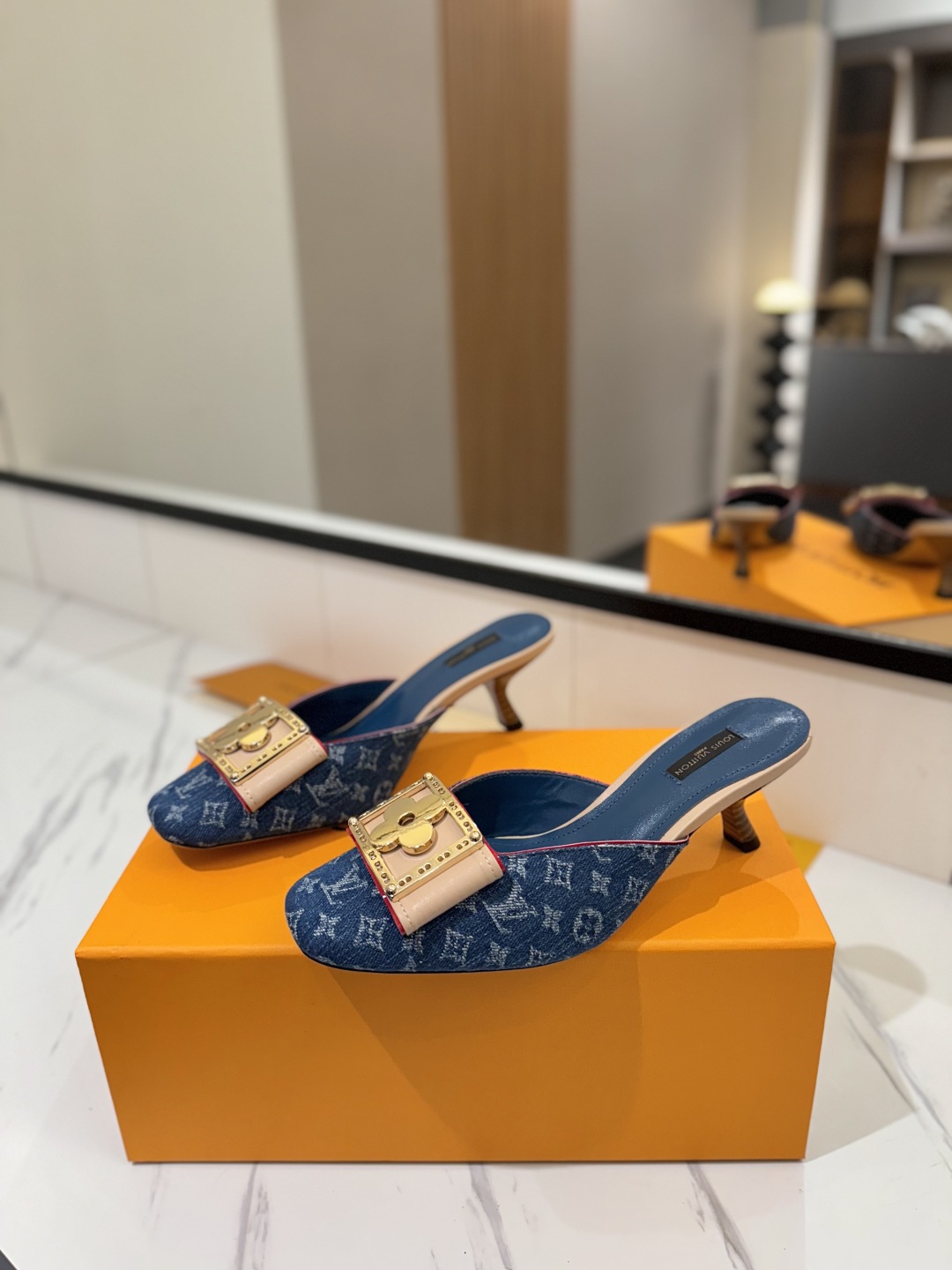 Louis Vuitton Women's Blue Denim Monogram Lock It Mule Sandal Slides 3 cmp i1748123283998 5182 0 1