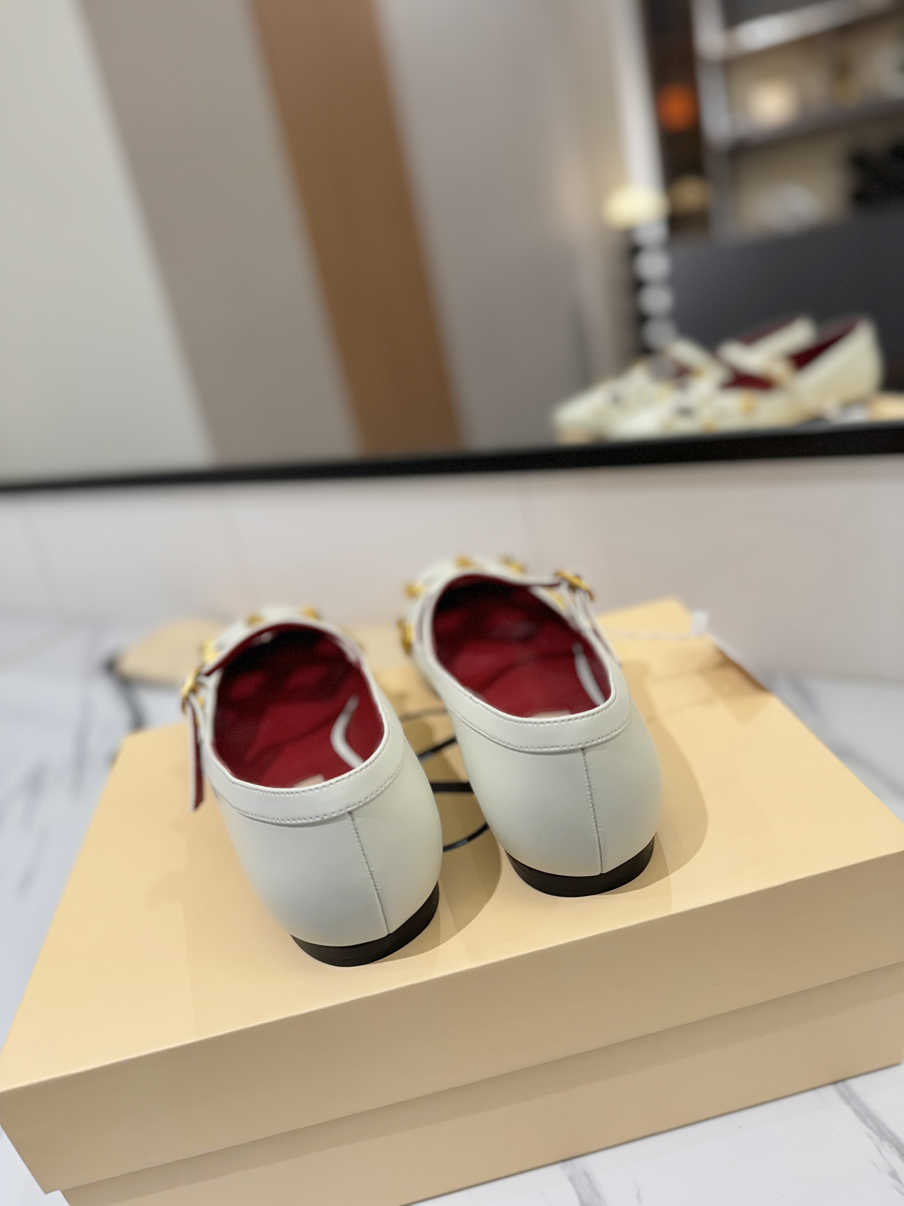 발렌티노 신발 134789 Valentino Shoes 썸네일 이미지