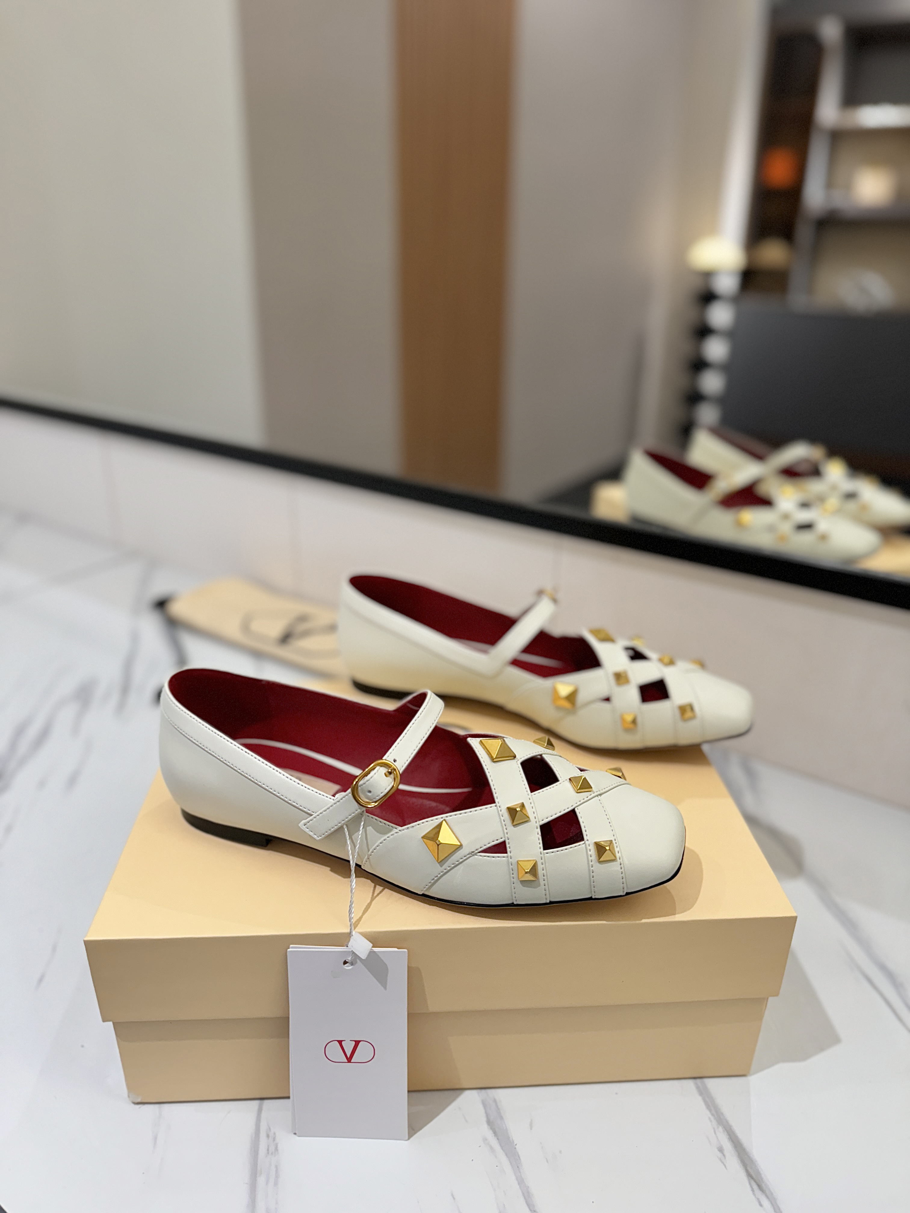 발렌티노 신발 134789 Valentino Shoes 썸네일 이미지