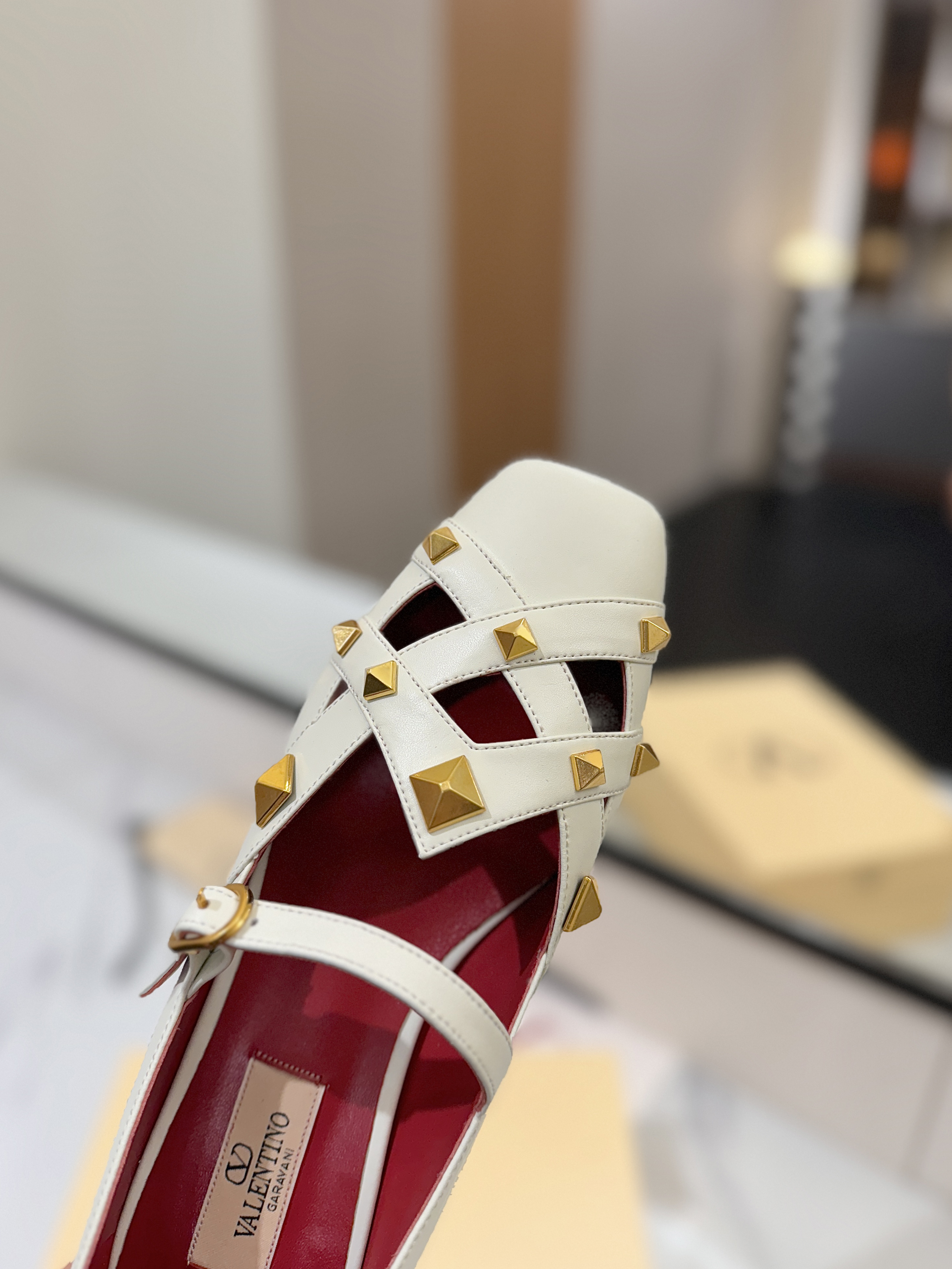 발렌티노 신발 134789 Valentino Shoes 썸네일 이미지