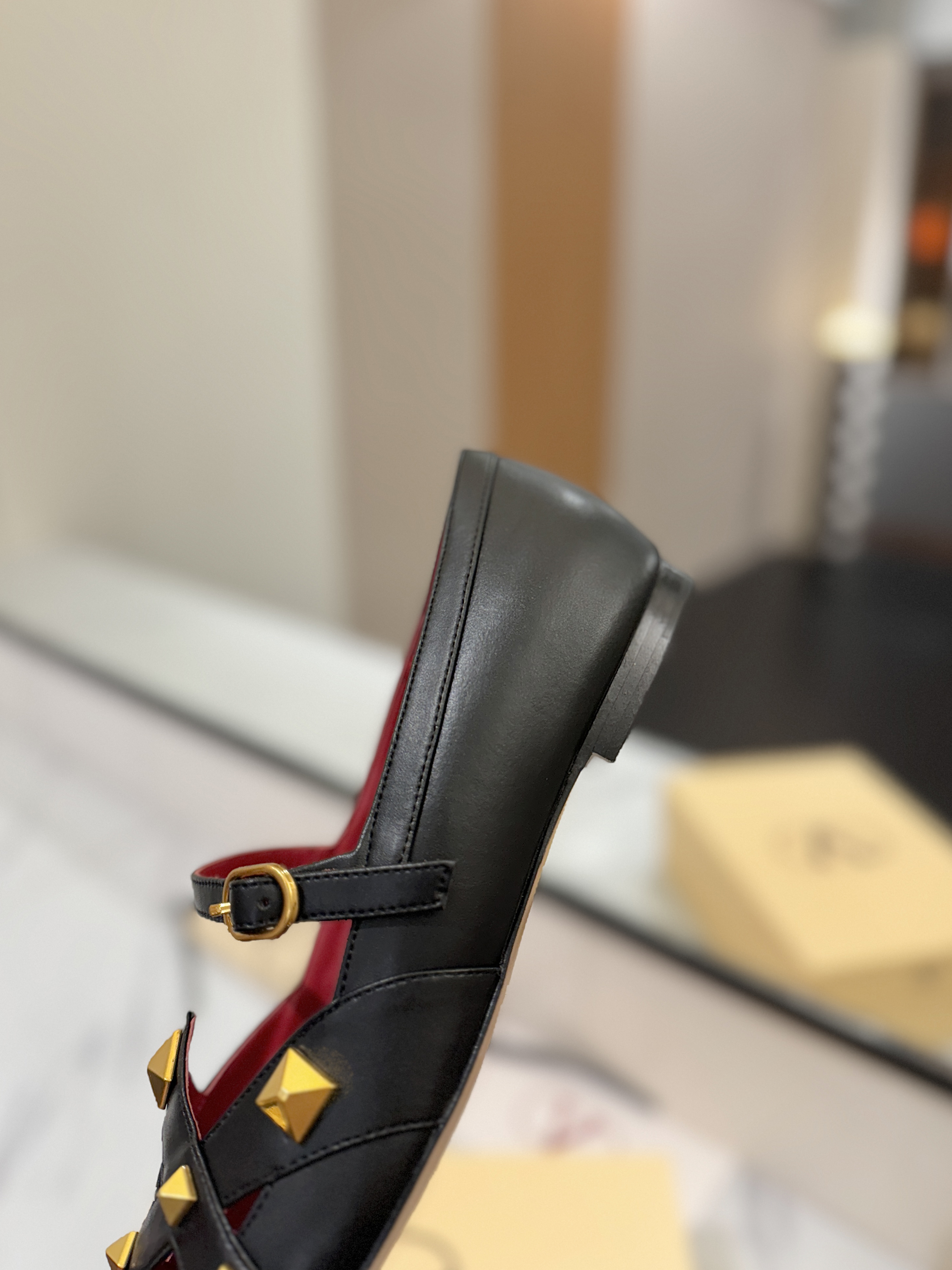 발렌티노 신발 134784 Valentino Shoes 썸네일 이미지