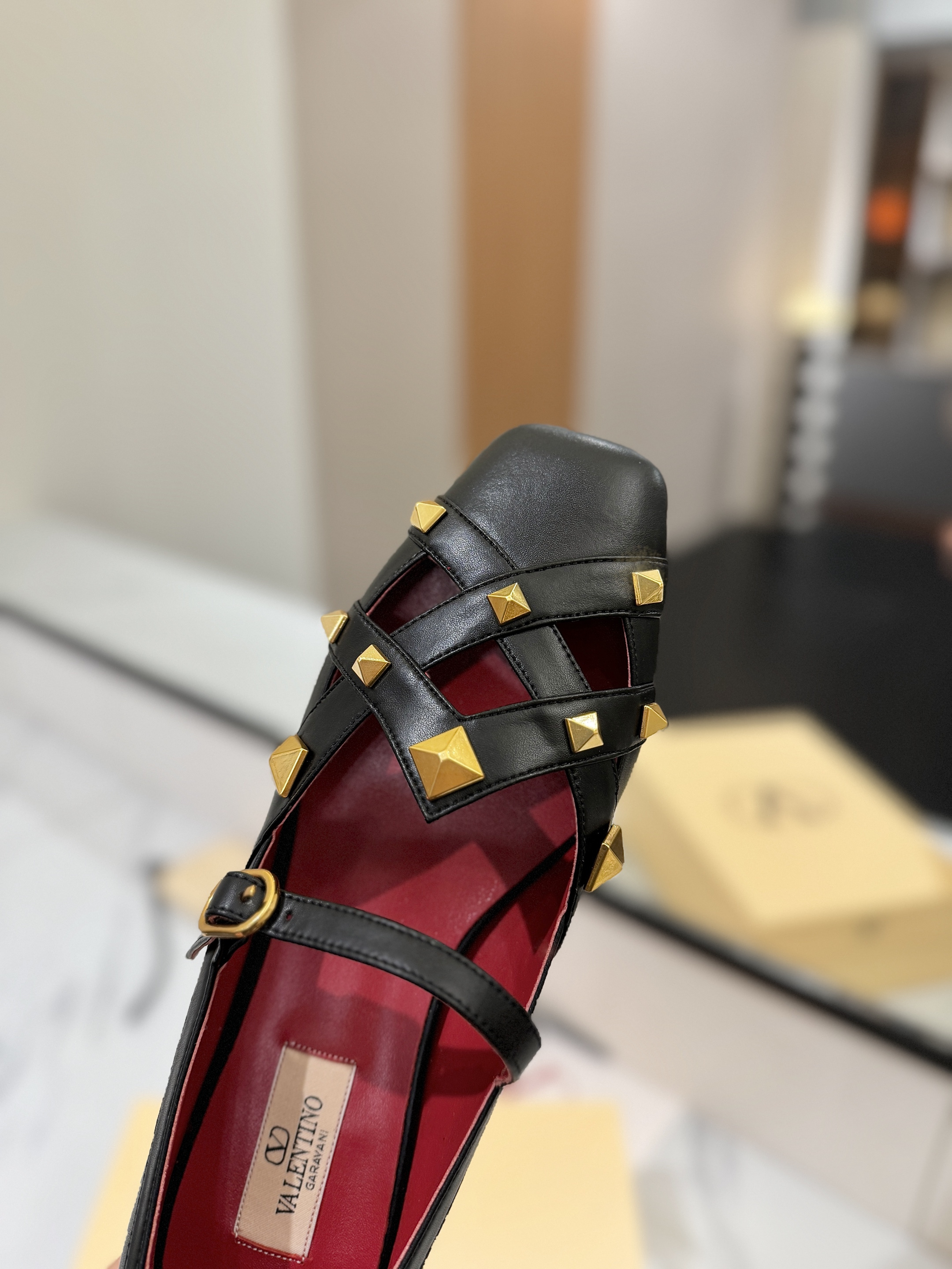 발렌티노 신발 134784 Valentino Shoes 썸네일 이미지