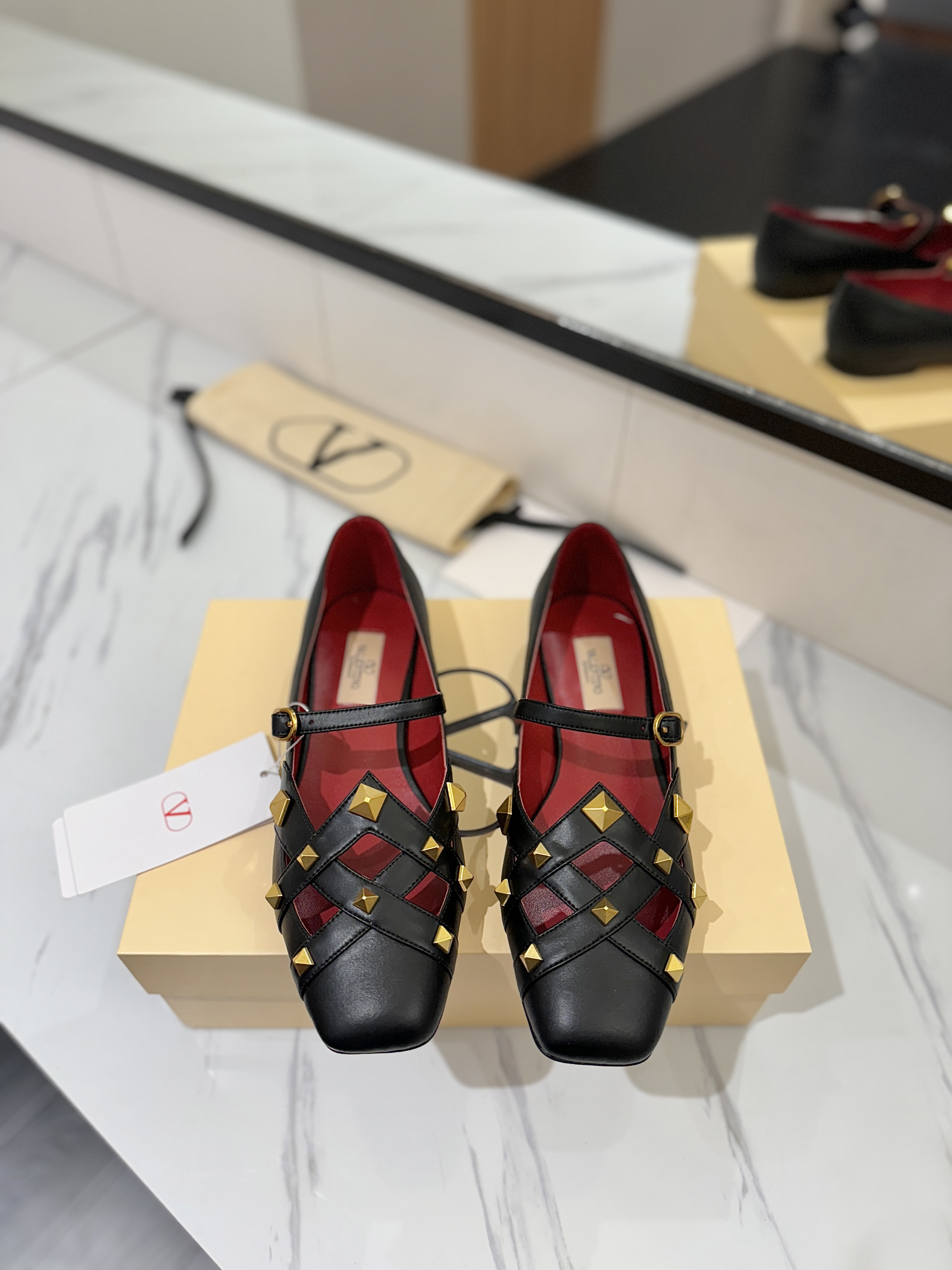 발렌티노 신발 134784 Valentino Shoes 썸네일 이미지