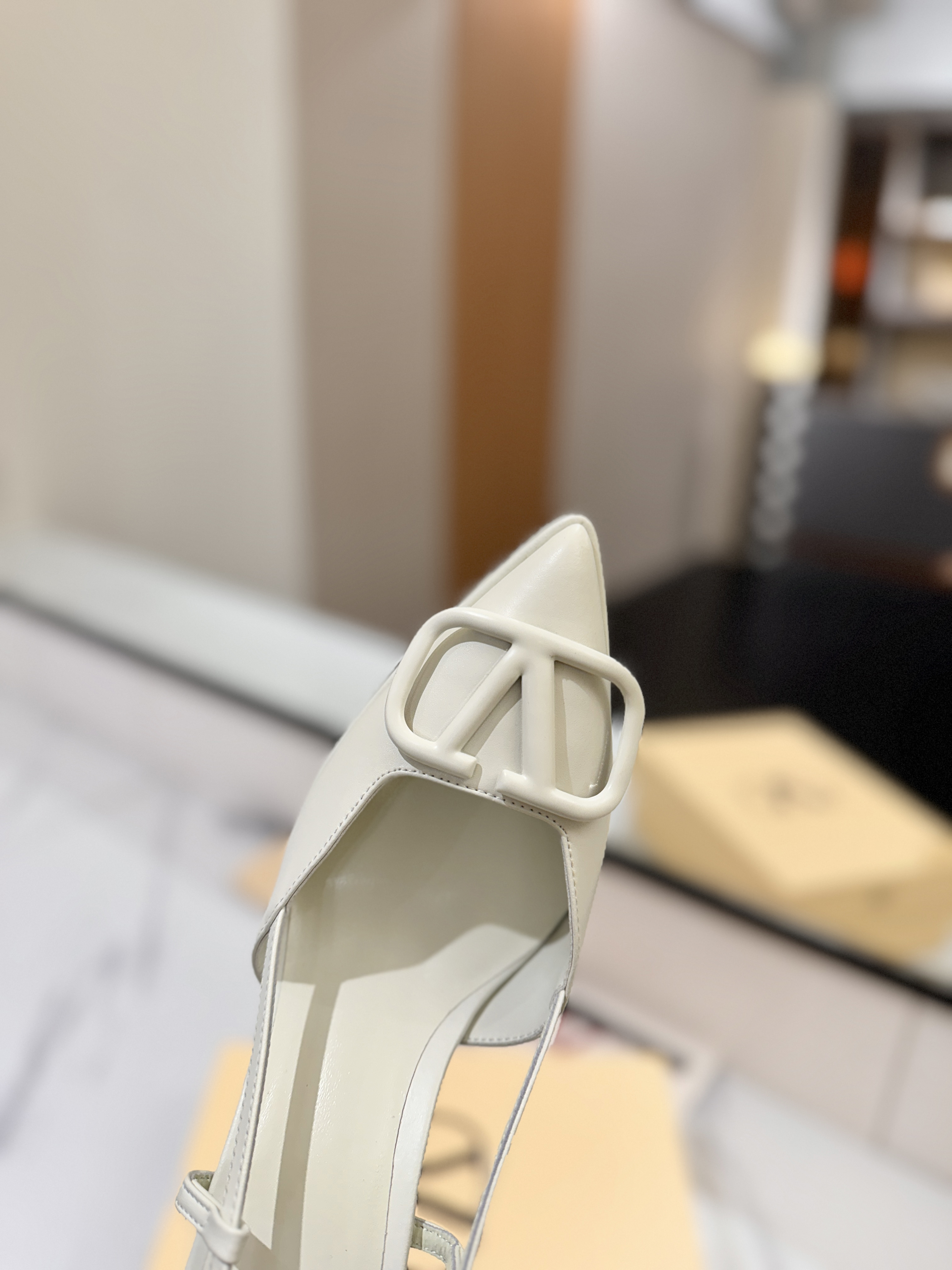 발렌티노 신발 134634 Valentino Shoes 썸네일 이미지