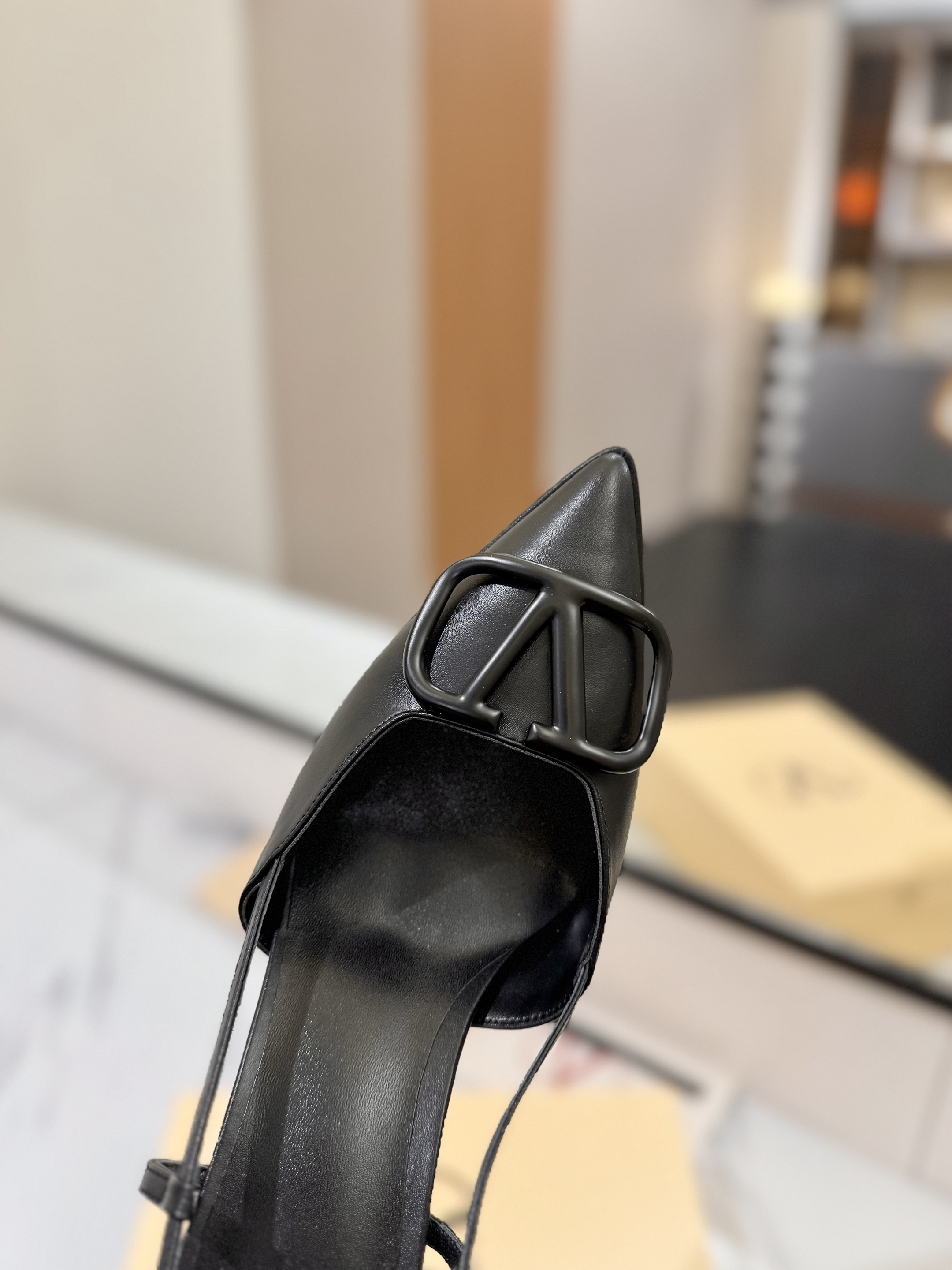 발렌티노 신발 134633 Valentino Shoes 썸네일 이미지