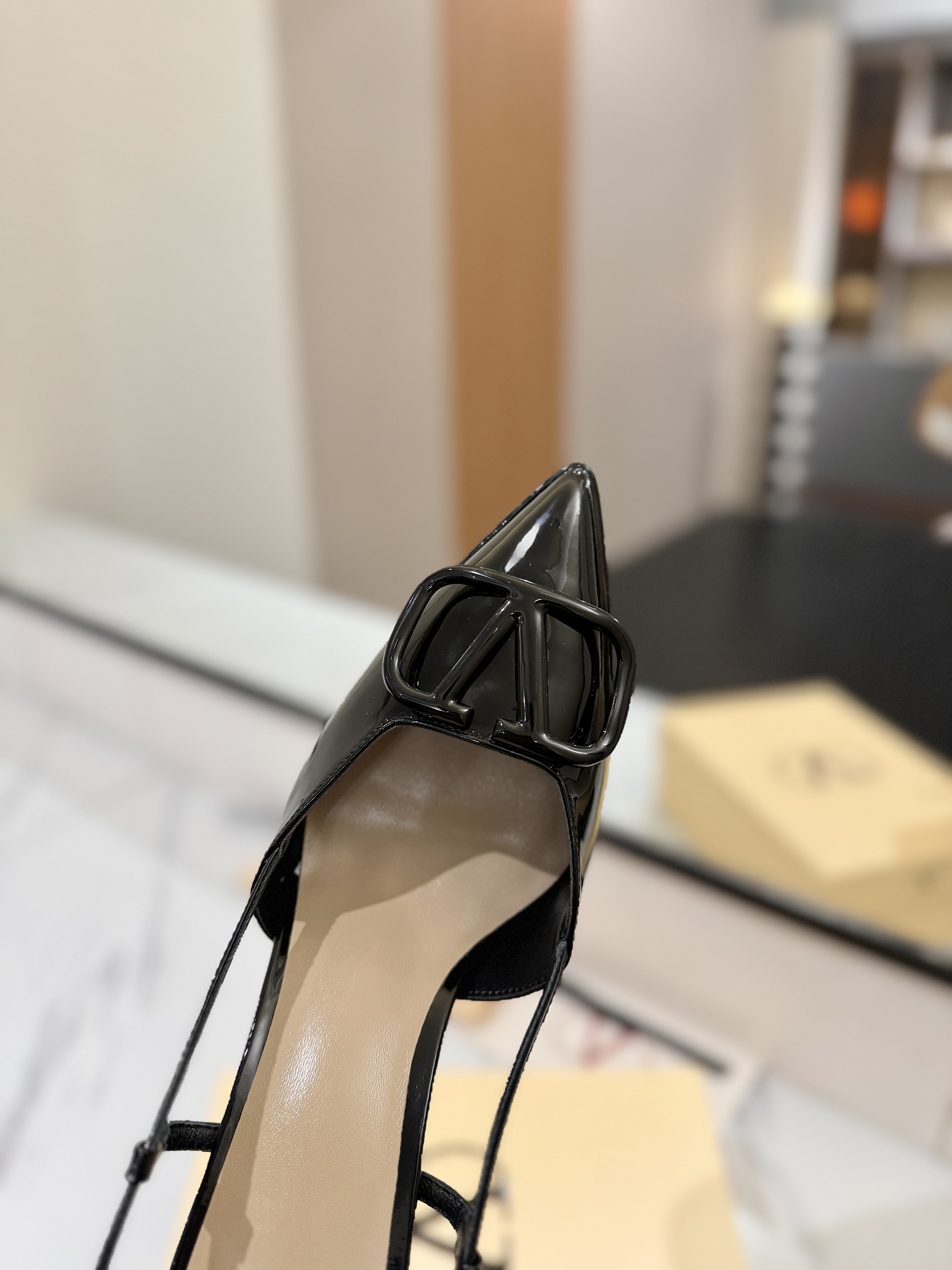 발렌티노 신발 134631 Valentino Shoes 썸네일 이미지