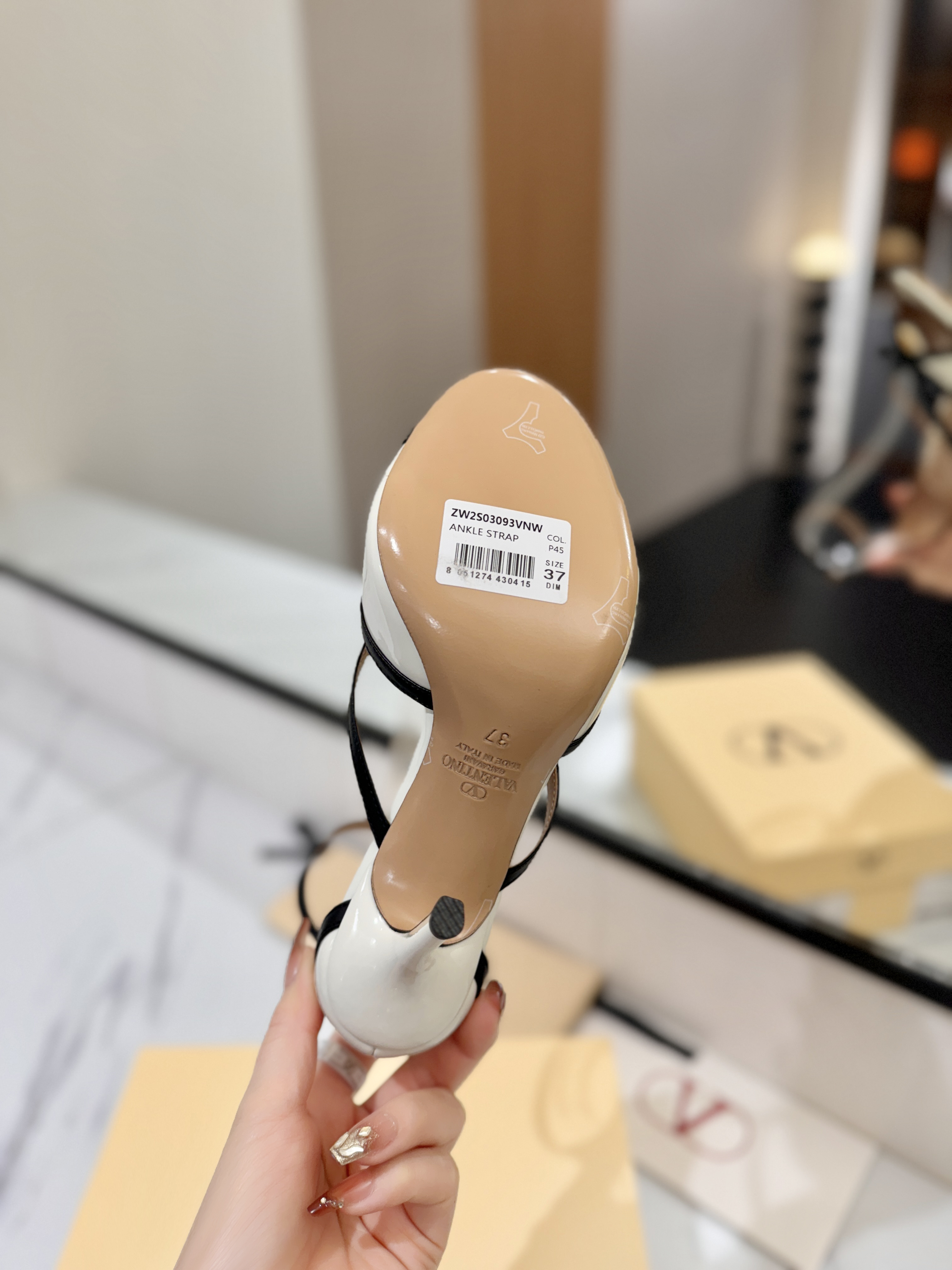 발렌티노 신발 134657 Valentino Shoes 썸네일 이미지