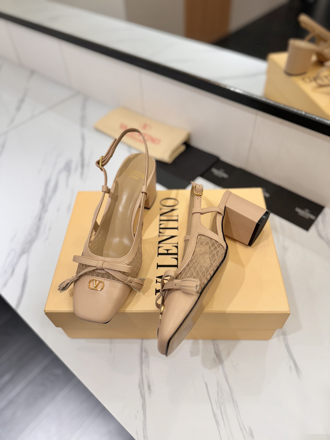 발렌티노 신발 134669 Valentino Shoes 썸네일 이미지