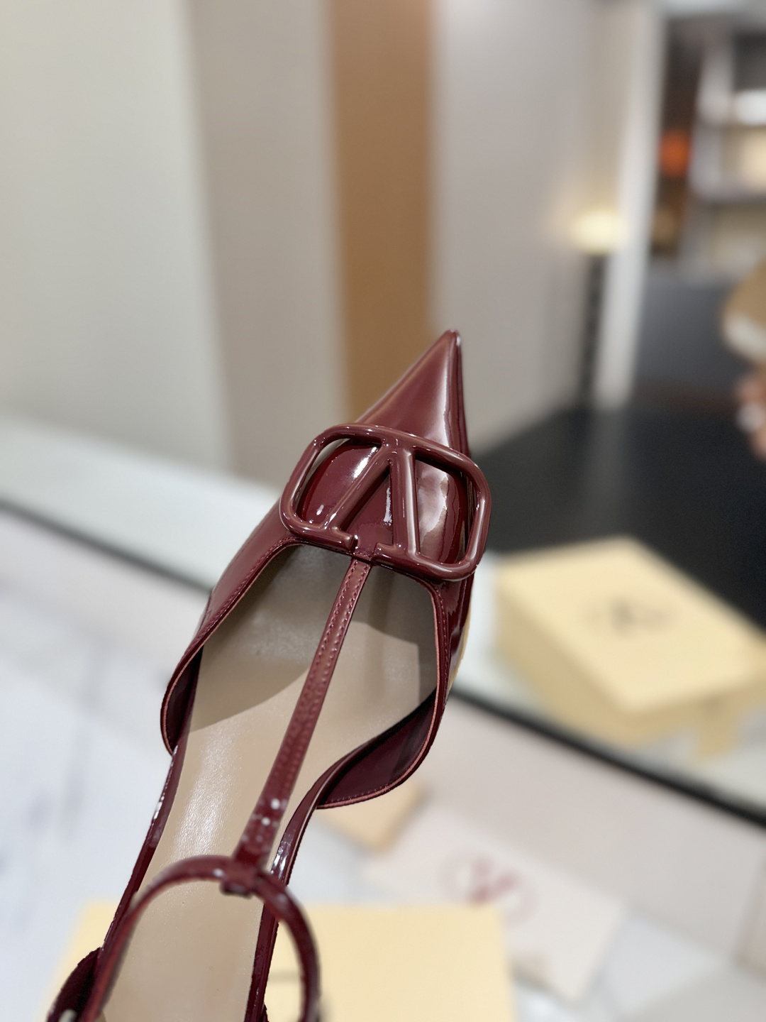 발렌티노 신발 134671 Valentino Shoes 썸네일 이미지