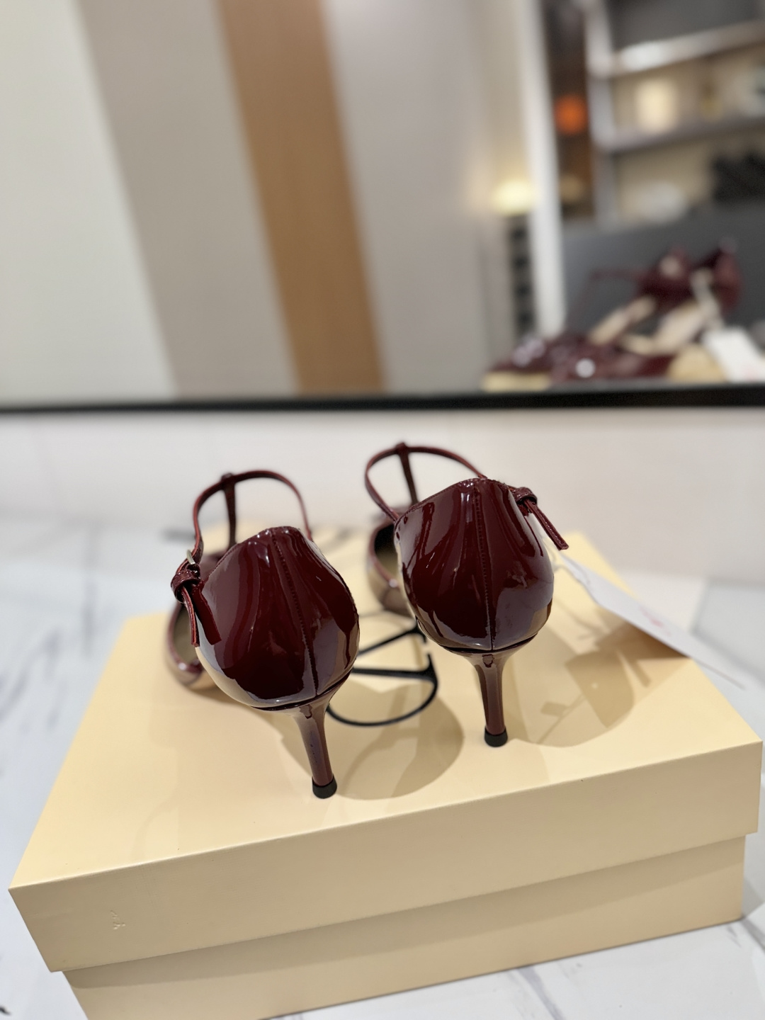 발렌티노 신발 134671 Valentino Shoes 썸네일 이미지