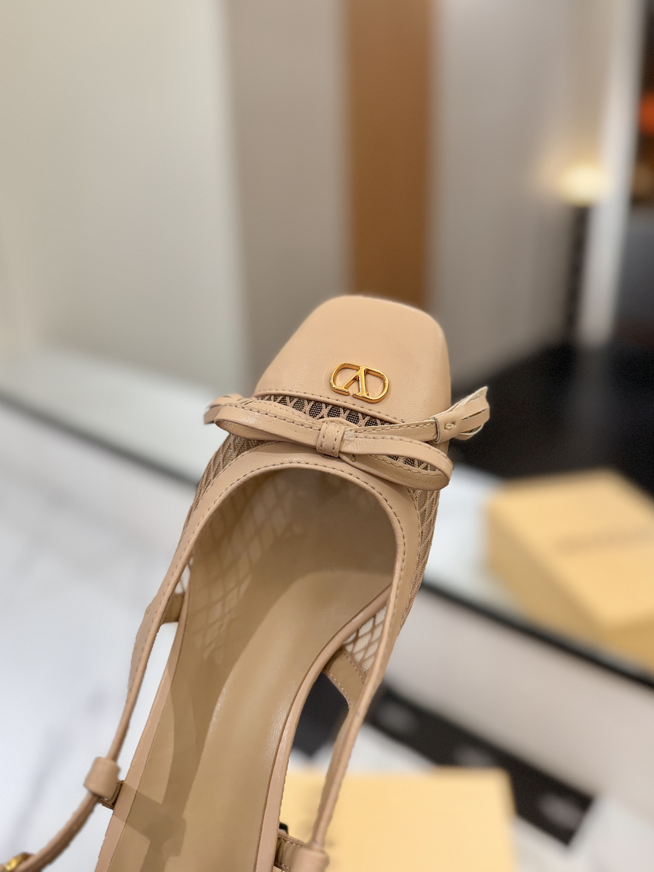 발렌티노 신발 134669 Valentino Shoes 썸네일 이미지