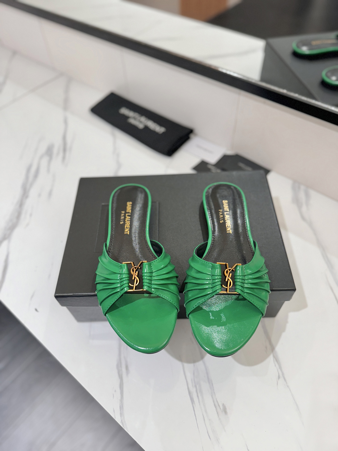 Designer Slides