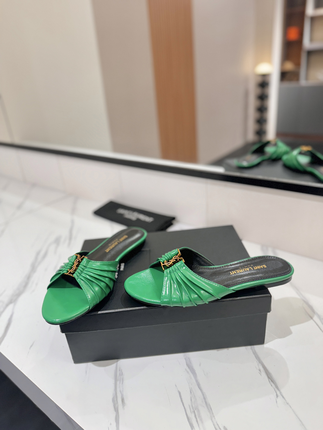 Designer Slides