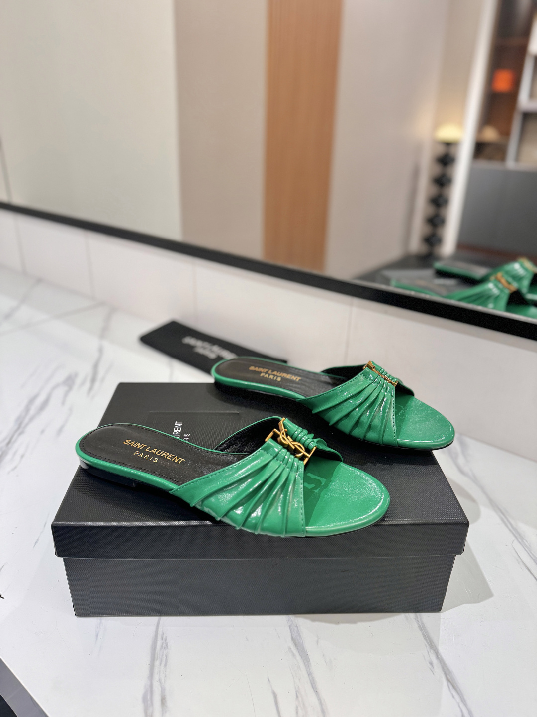 Designer Slides