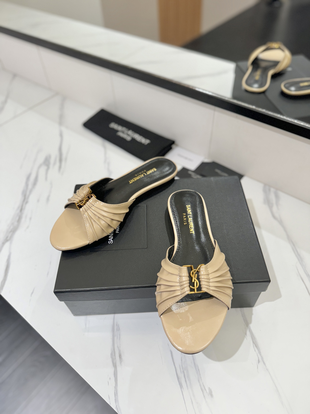 Designer Slides