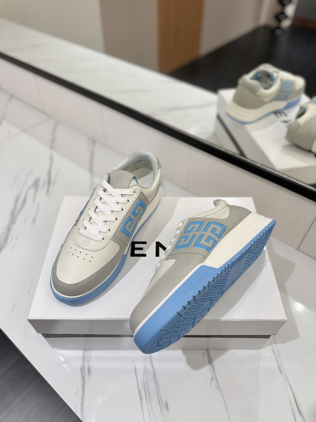 Chaussures femme Givenchy G4 — photo 3