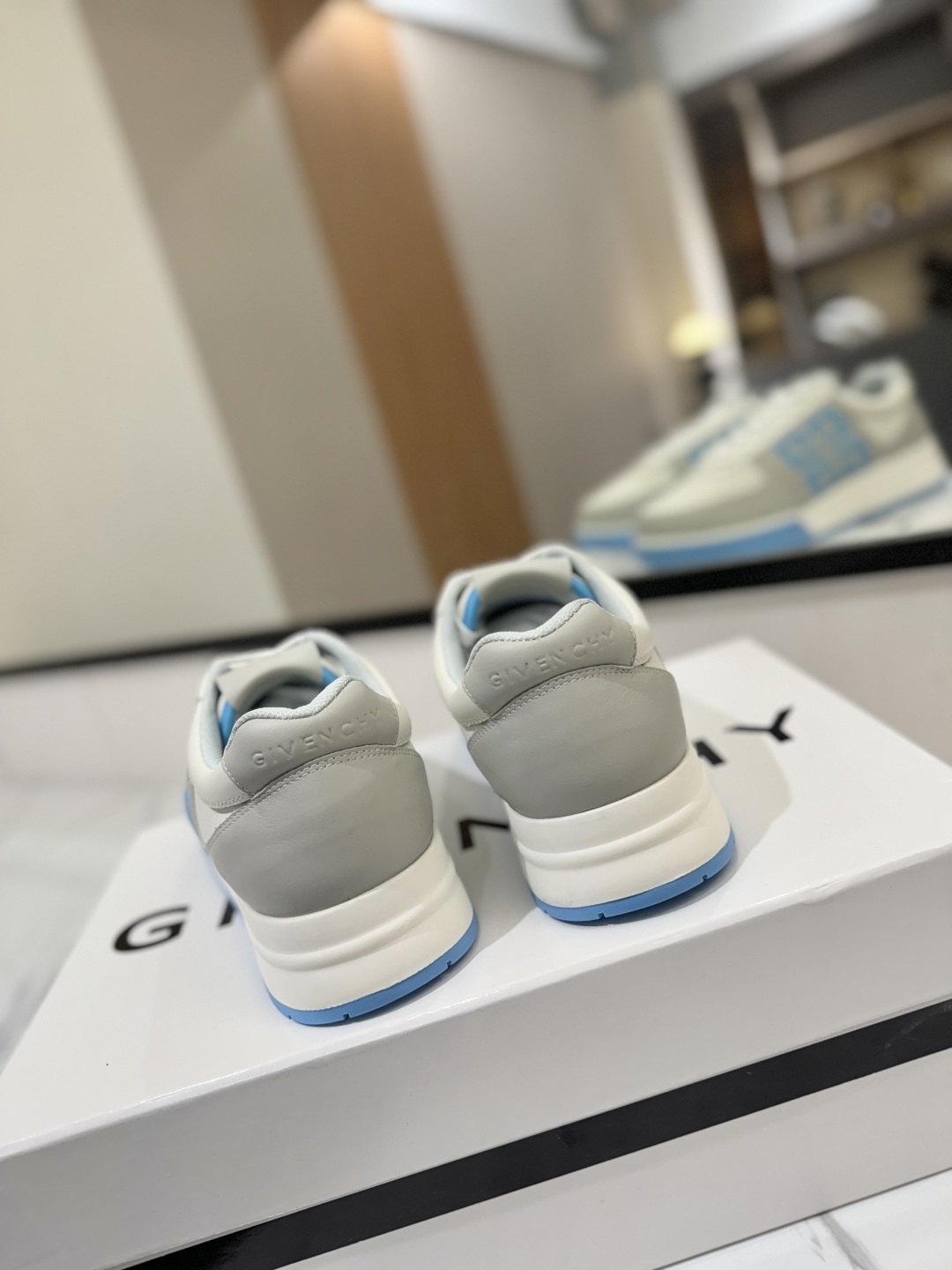 Chaussures femme Givenchy G4 — photo 8