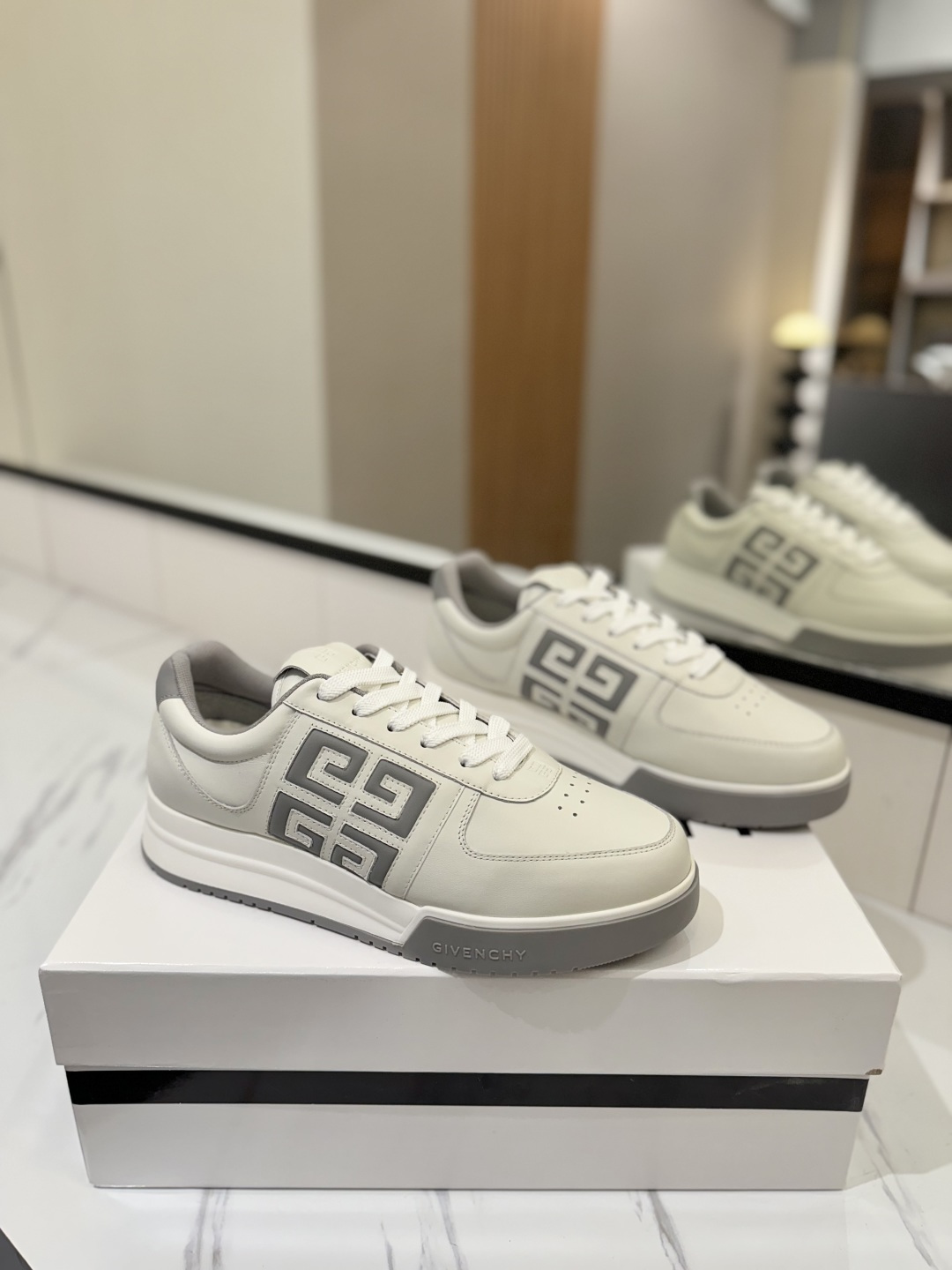 Givenchy Damenschuhe GIVENCHY G4 /