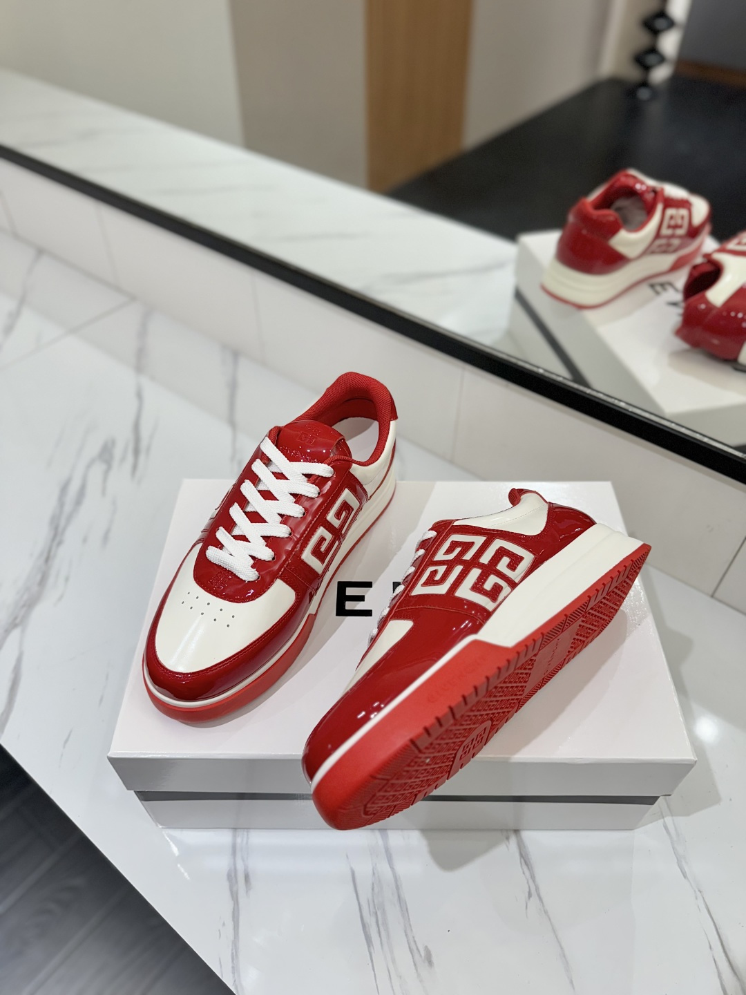 Givenchy women's shoes ?? ）GIVENCHY G4 / ！！ — photo 3