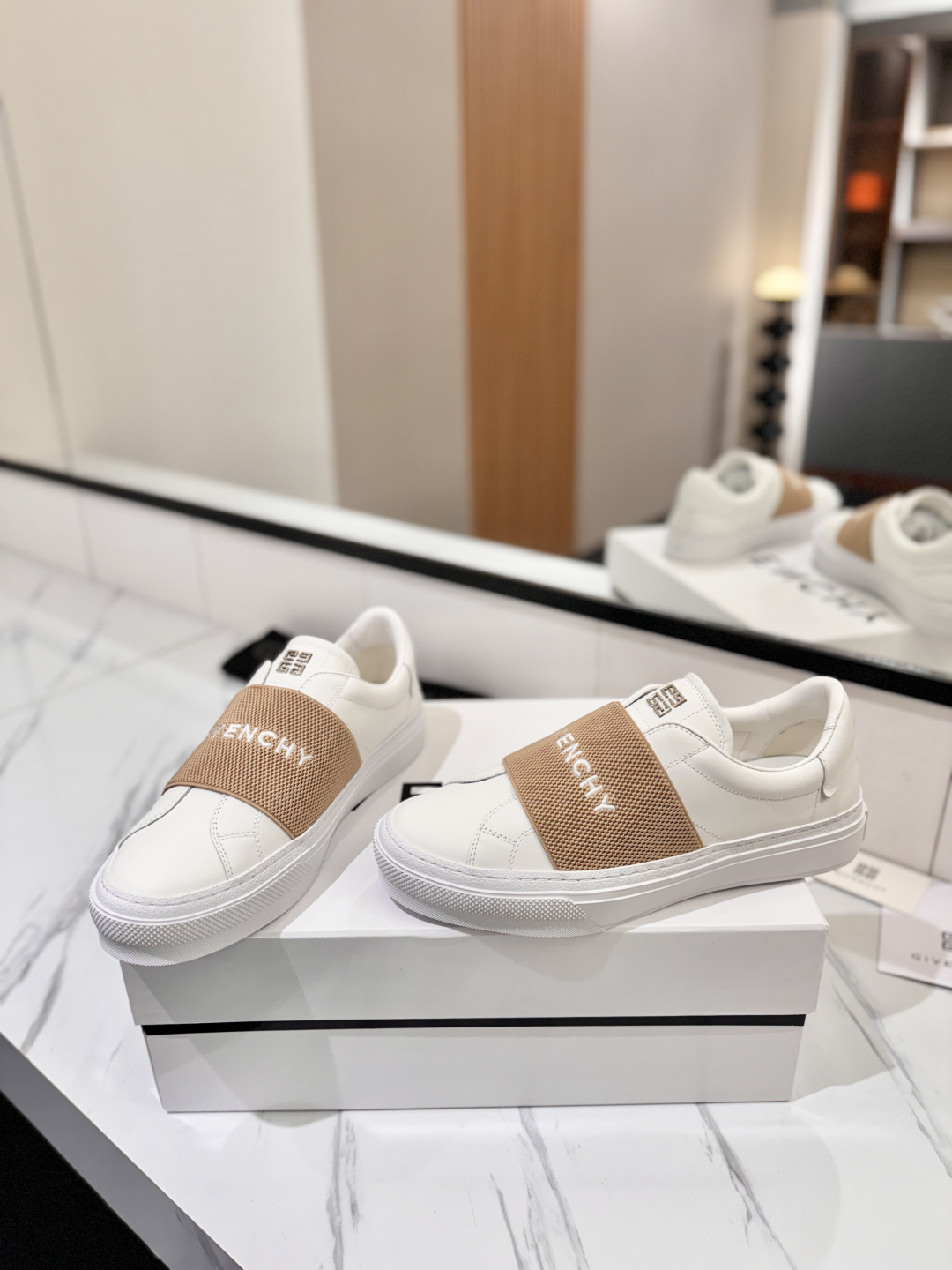 Givenchy women's shoes ?? GIVENCHY ， ， ！！ — photo 6