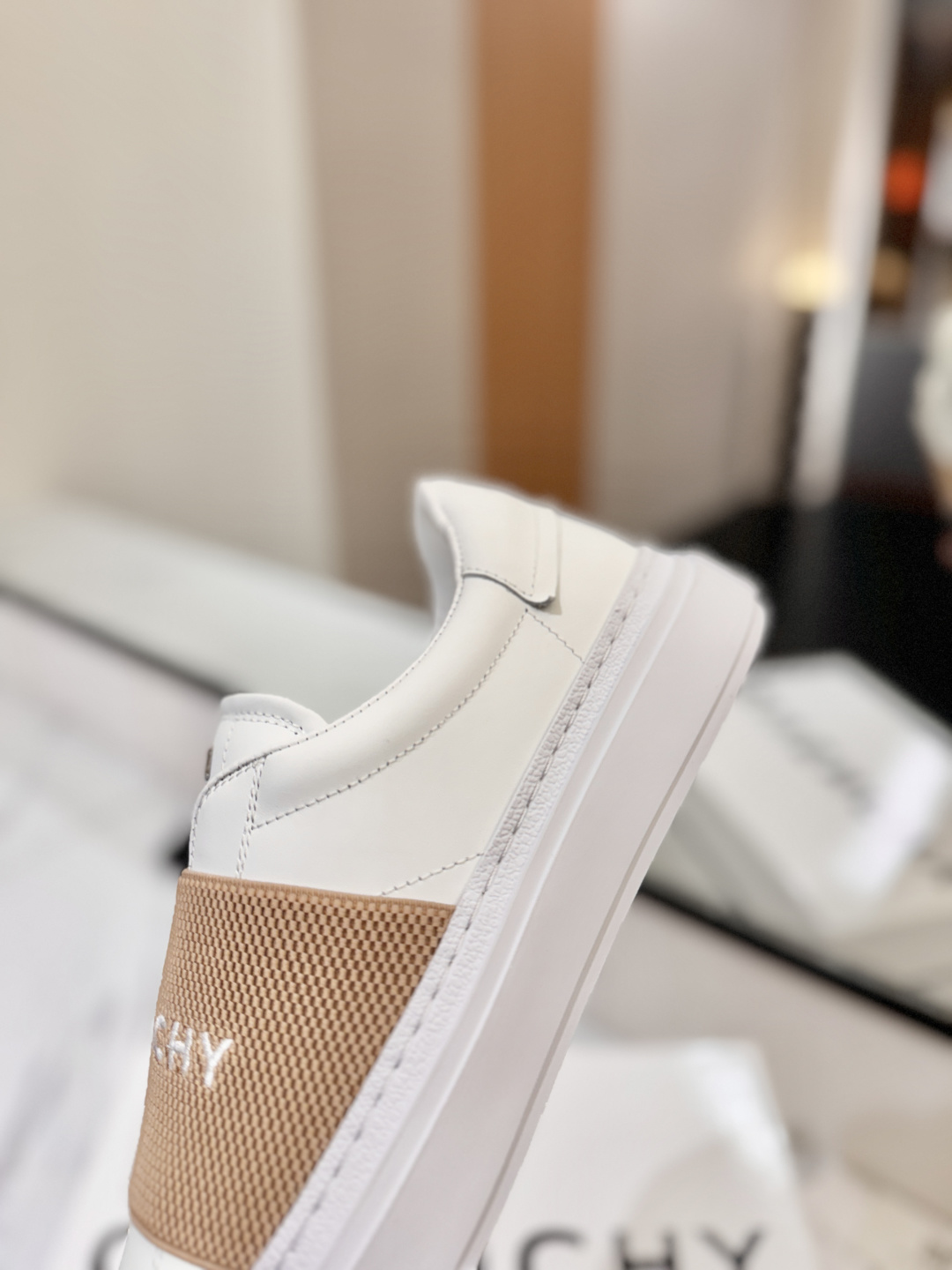 Givenchy women's shoes ?? GIVENCHY ， ， ！！ — photo 9