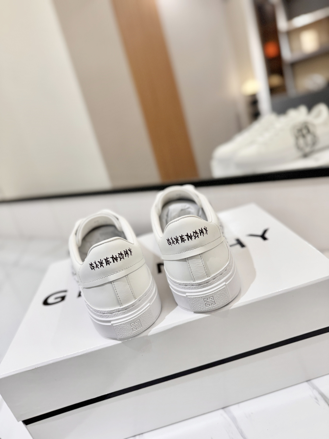 Givenchy damesschoenen GIVENCHY — photo 8