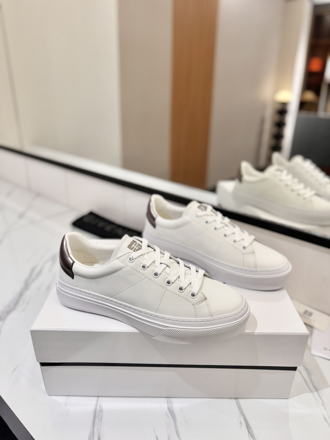 Chaussures femme Givenchy