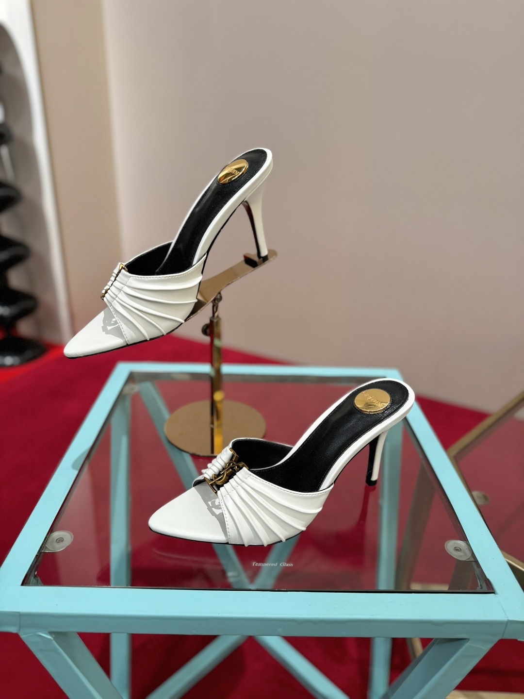 NO:904890,SAINT LAURENT Babylone pointed toe open toe gathered upper Mules slippers super versatile and easy to control fabric sheepskin lining sheepskin padding sheepskin heel height 10cm size 34-39 (34.40.41.42 customized), high heels slippers, saint laurent, saint laurent, high heels, slippers, sheepskin19860909SAINT LAURENT圣罗兰 Babylone 尖头露趾缩褶鞋面 穆勒鞋 一字拖鞋 超级百搭款轻松驾驭 面料羊皮 内里羊皮 垫脚羊皮 跟高10cm 码数34-39（34.40.41.42定做）,高跟鞋拖鞋,saint laurent,saint laurent,high heels,slippers,sheepskin,Women's Shoes