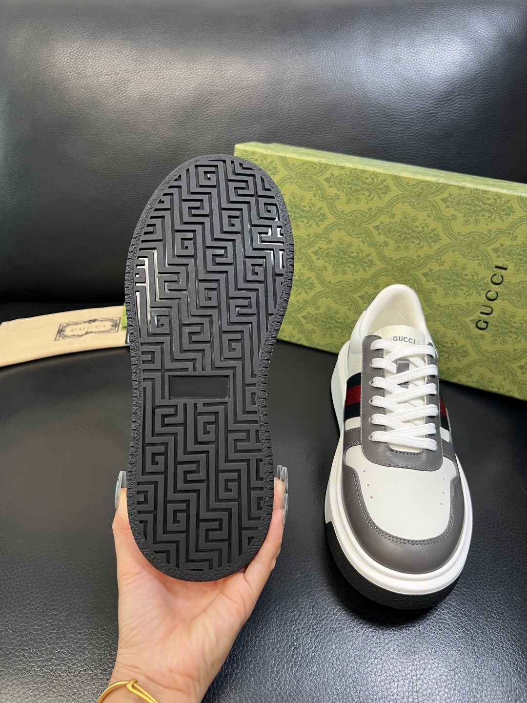 Gucci 高品质 顶级工艺品 古奇 专柜新款原厂配置，意大利进口牛皮面料，进口牛皮内里垫，透气舒适，鞋